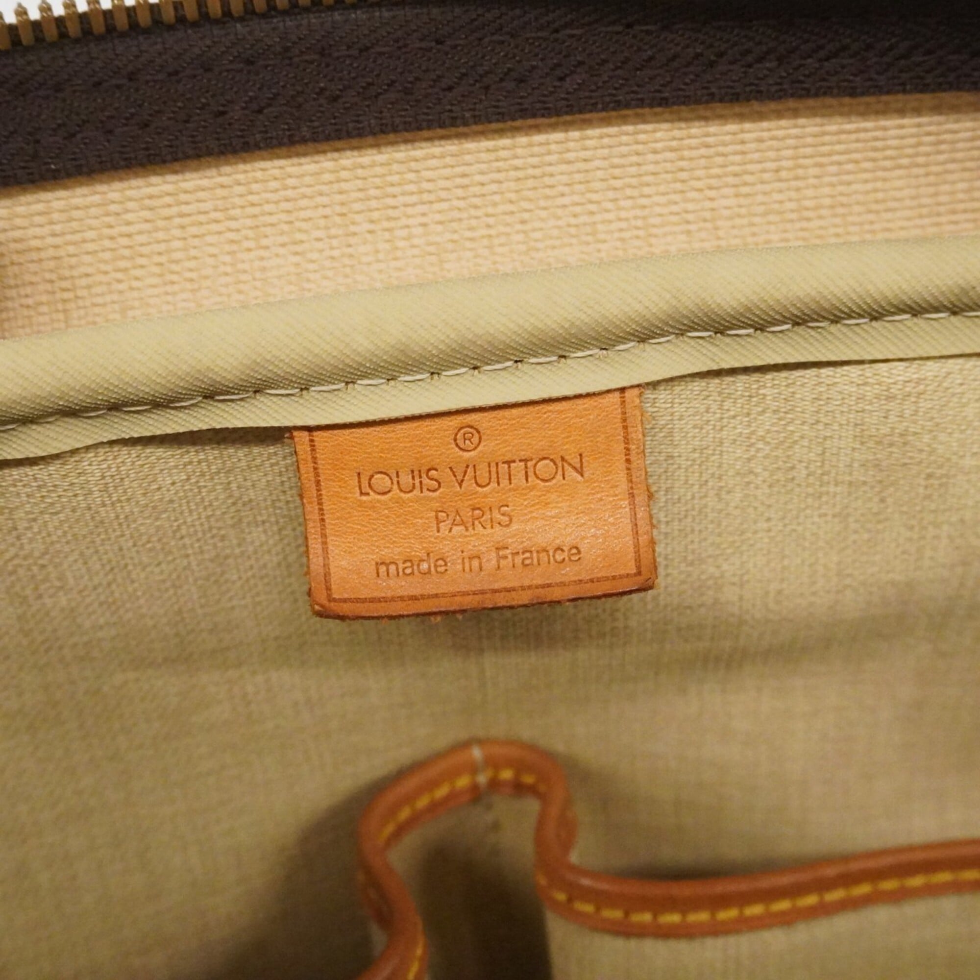 Louis Vuitton Brown Handbag (Pre-Owned)