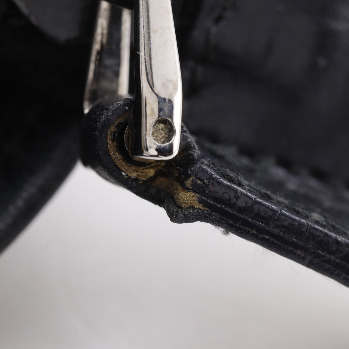 Gucci Gg Canvas Black Gg Canvas Tote Bag (Pre-Owned)