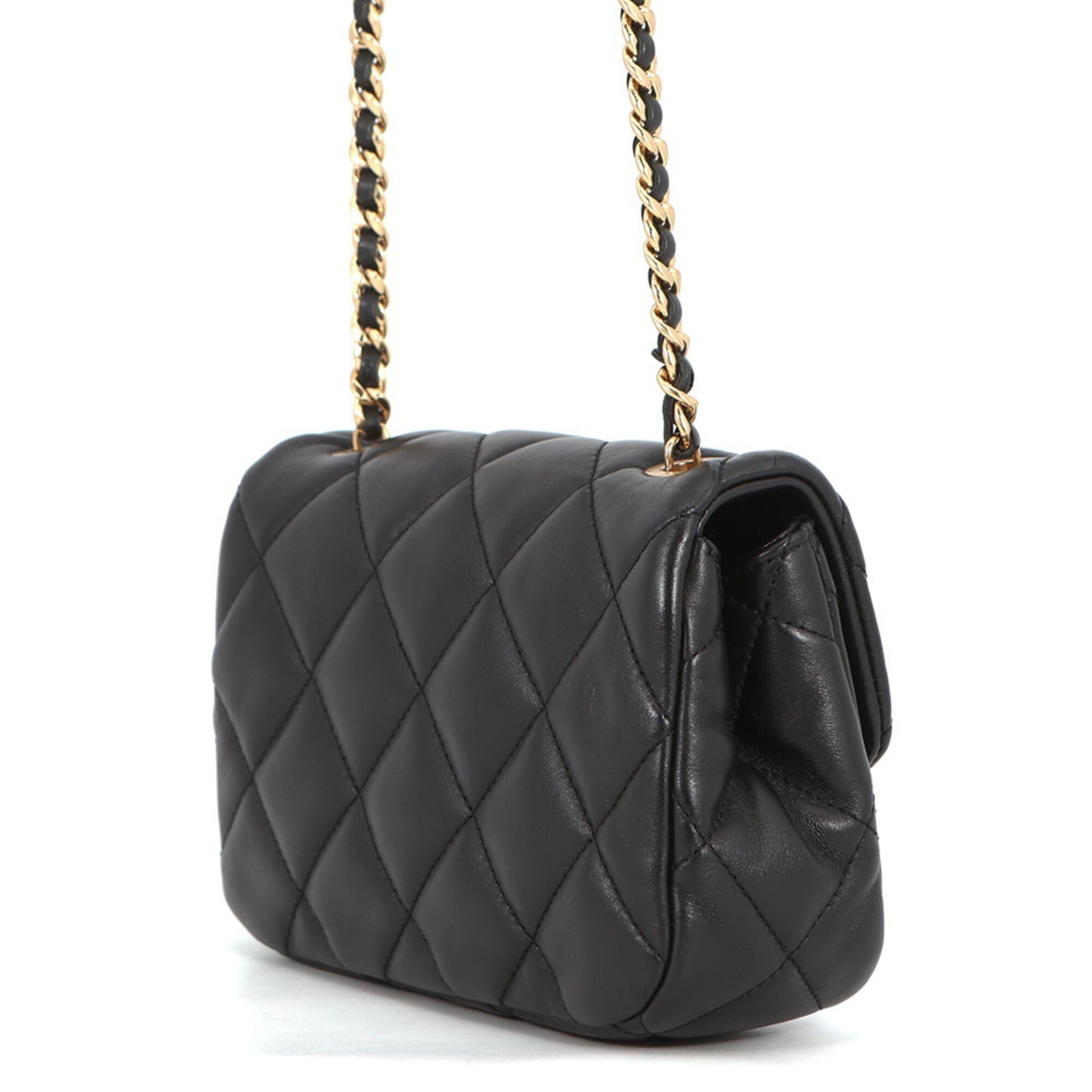 Chanel Black Leather Shoulder Bag (Pre-Owned)