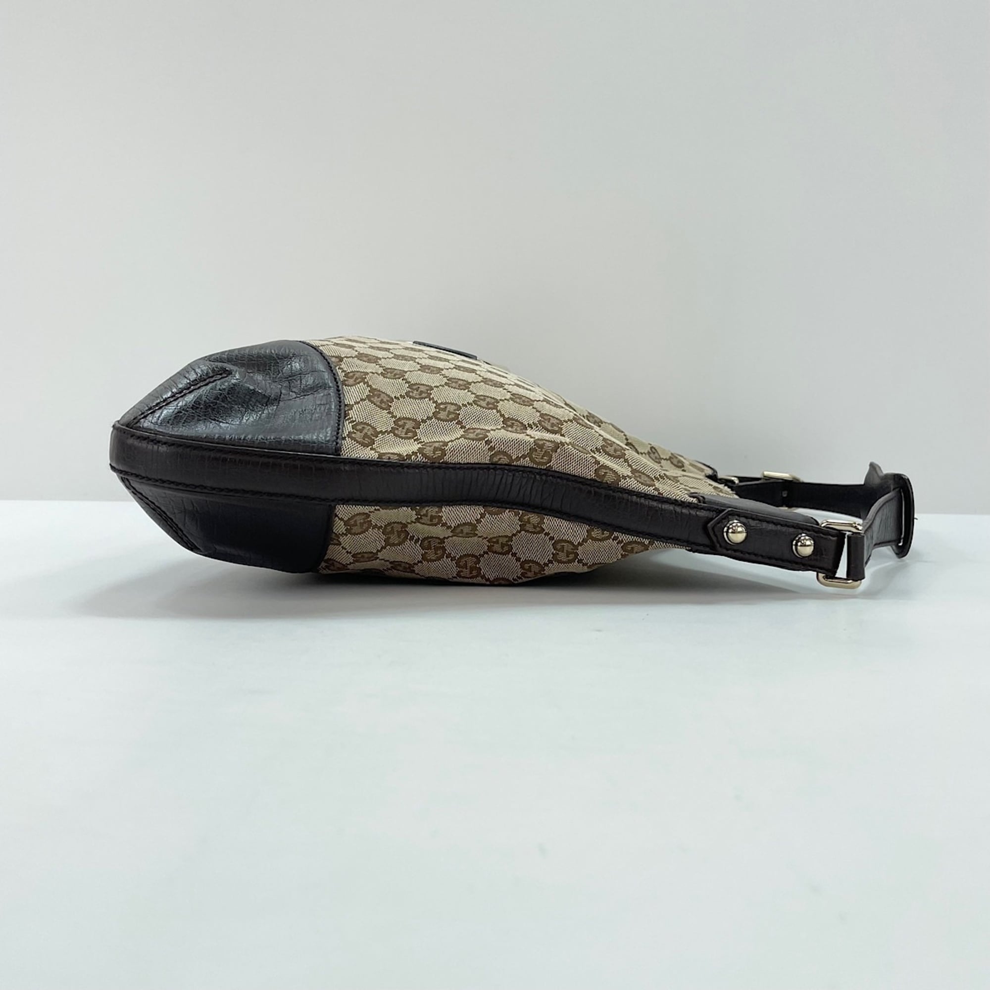 Gucci Sherry Line Brown Shoulder Bag (Pre-Owned)