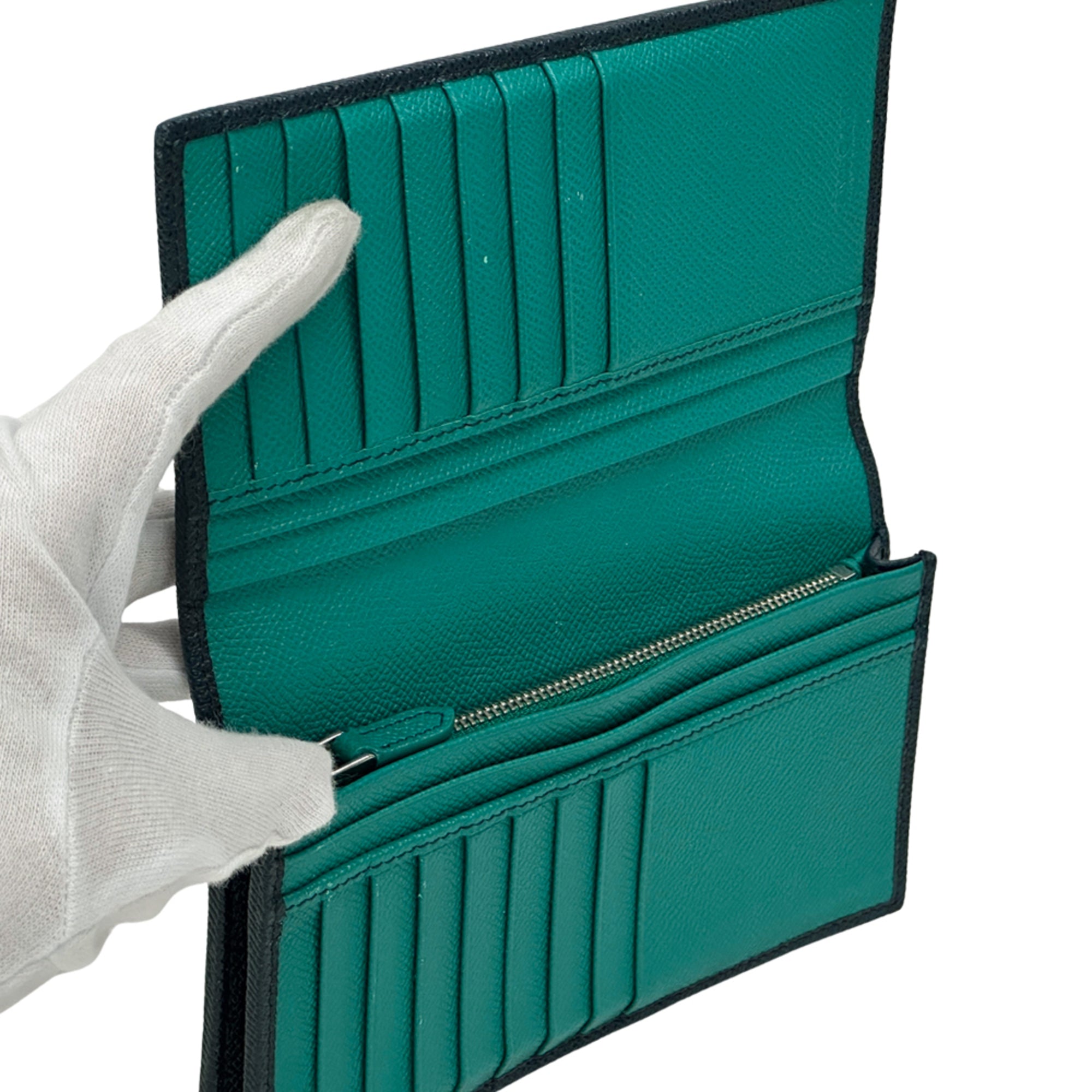 Bvlgari Green Navy Leather Wallet (Bi-Fold) (Pre-Owned)