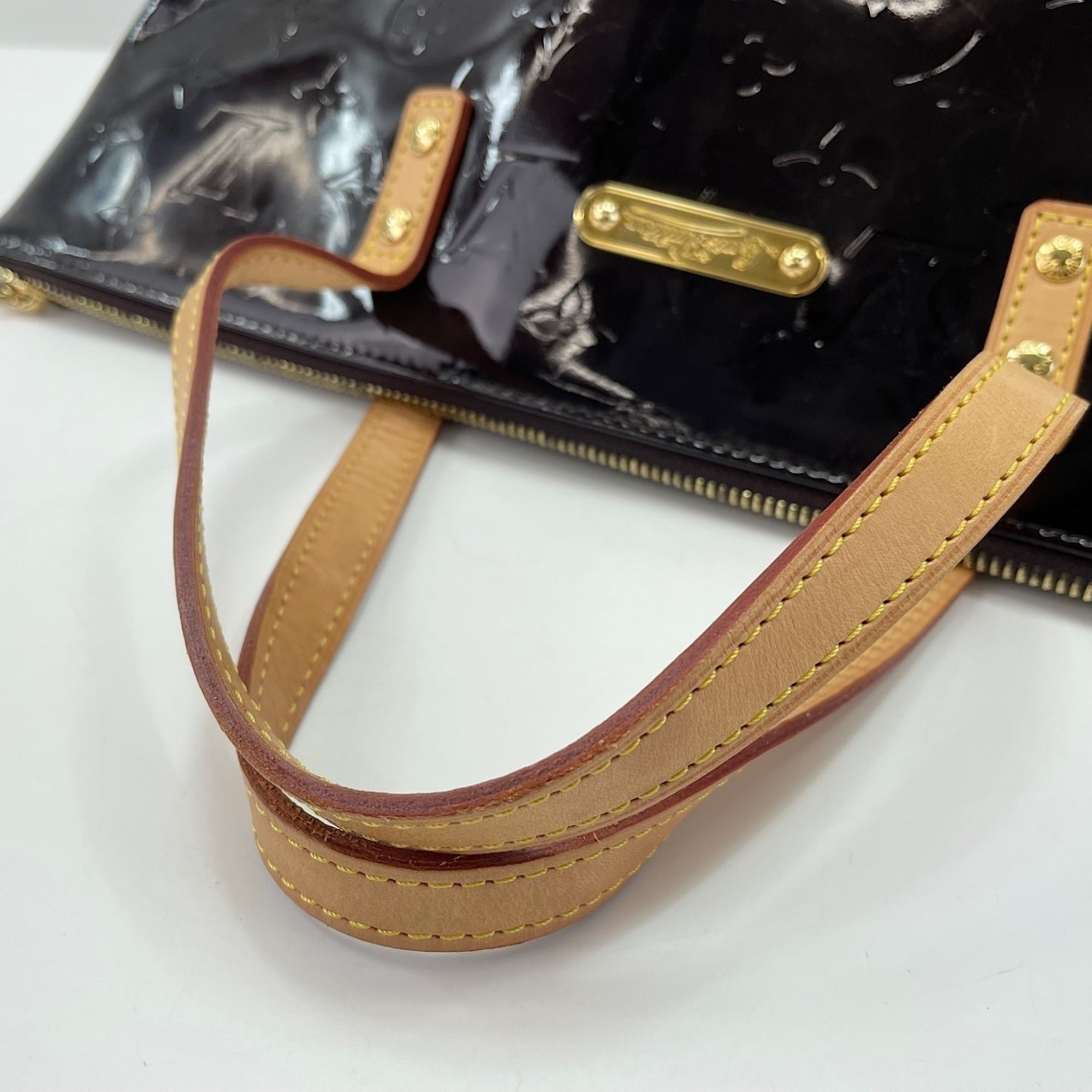 Louis Vuitton Purple Handbag (Pre-Owned)
