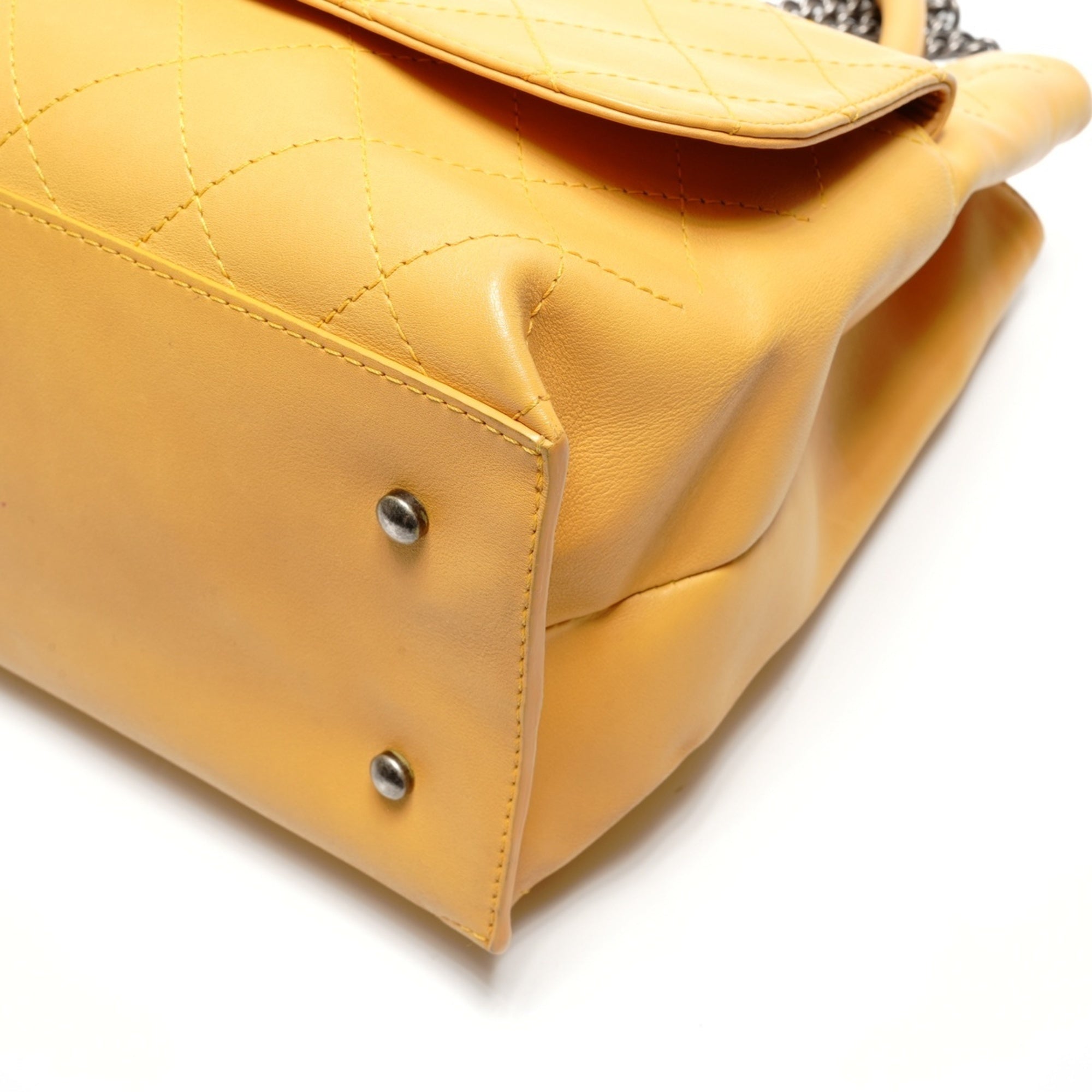 Chanel Yellow Handbag (Pre-Owned)