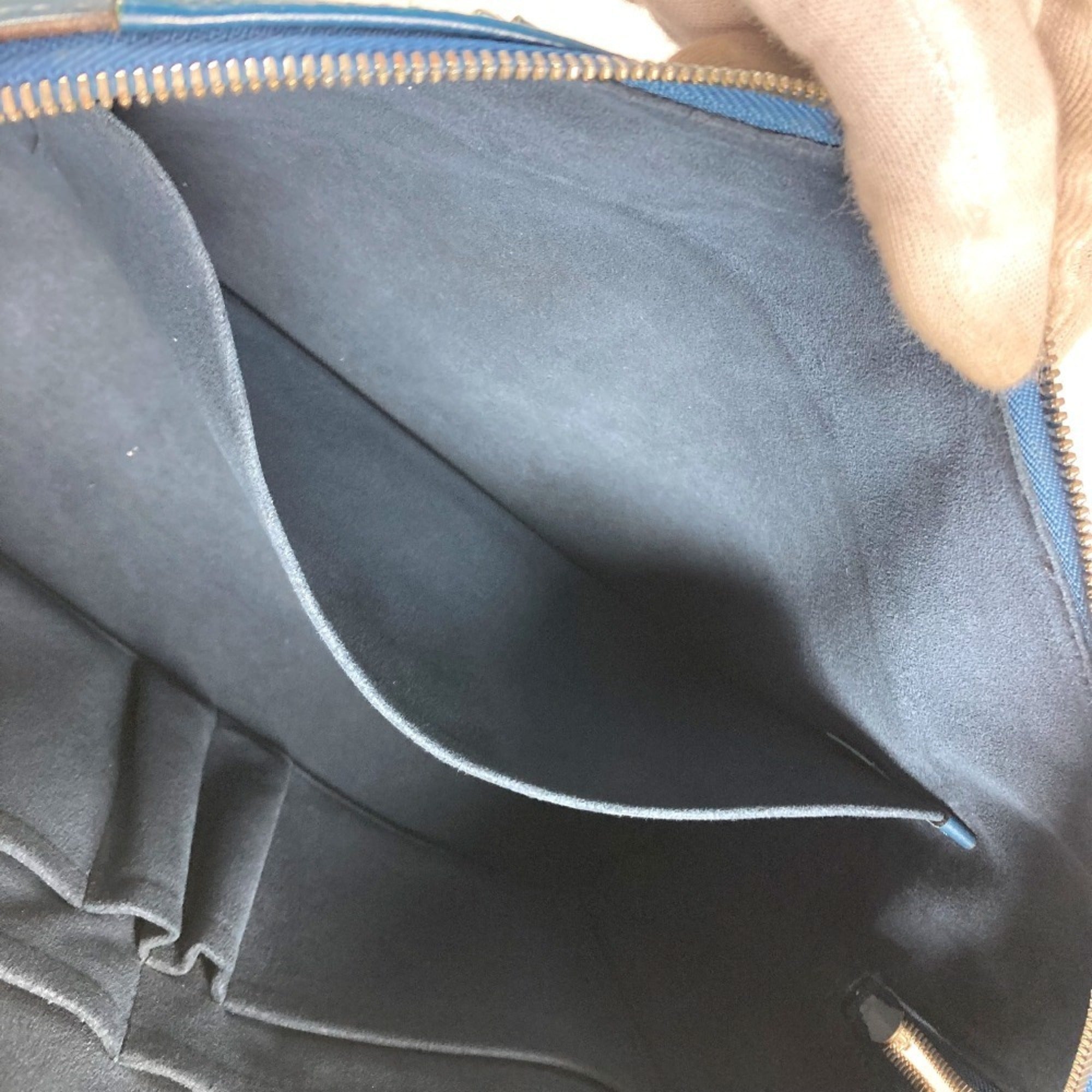 Louis Vuitton Bleu Celeste Blue Epi Leather Briefcase Handbag (Pre-Owned)