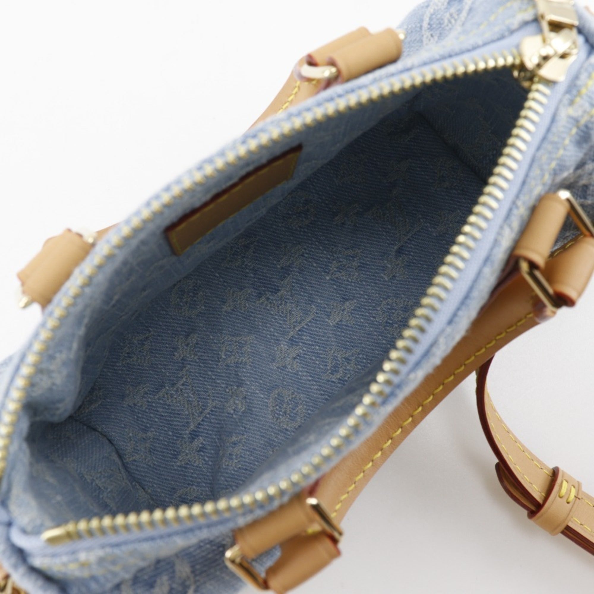 Louis Vuitton Sky Blue Monogram Denim Handbag (Pre-Owned)