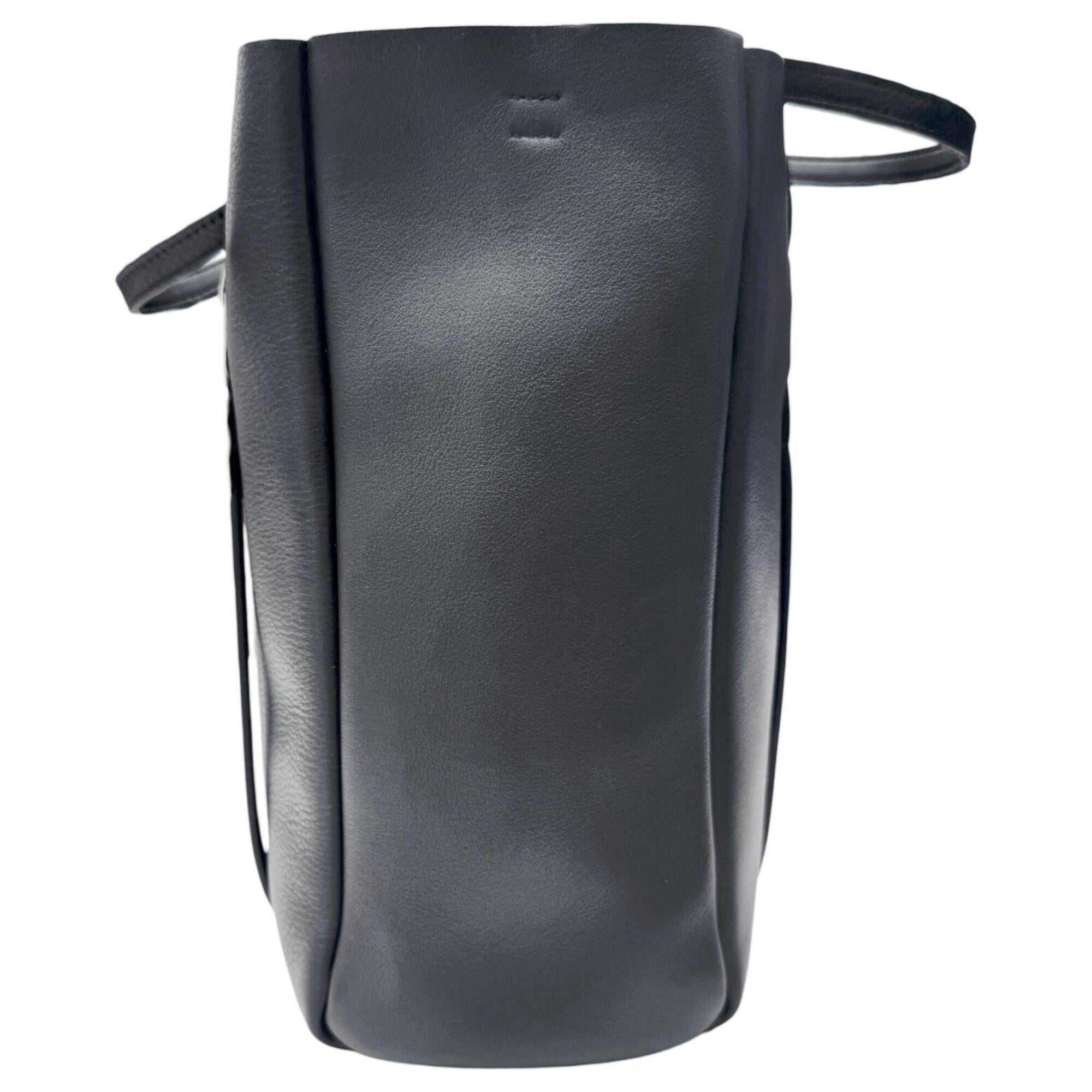 Balenciaga Black Leather Pouch Tote Bag (Pre-Owned)