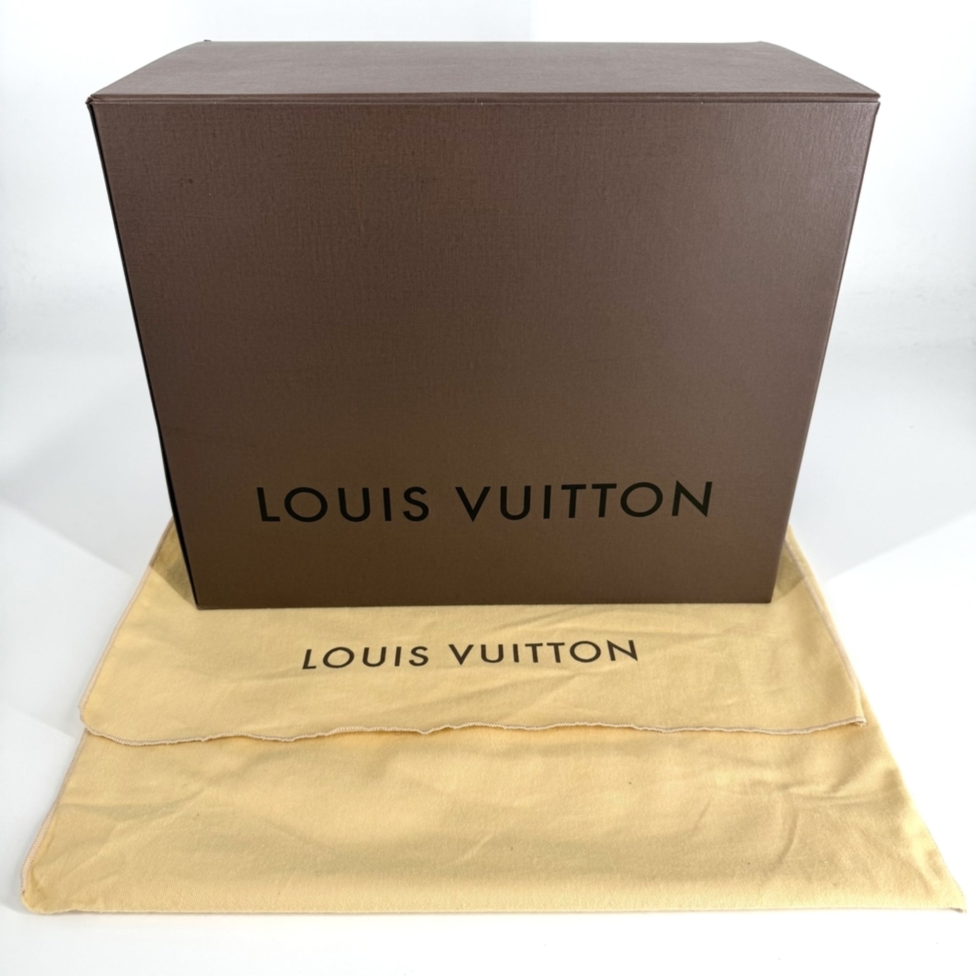 Louis Vuitton Brown Monogram White Monogram Shoulder Bag (Pre-Owned)