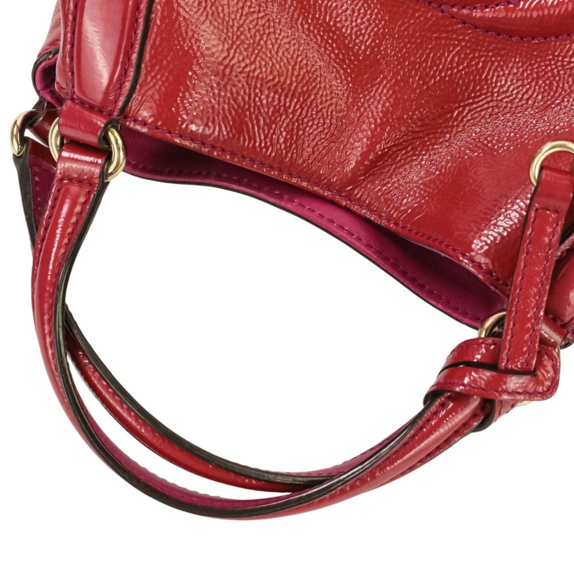 Gucci Red Color Handbag (Pre-Owned)