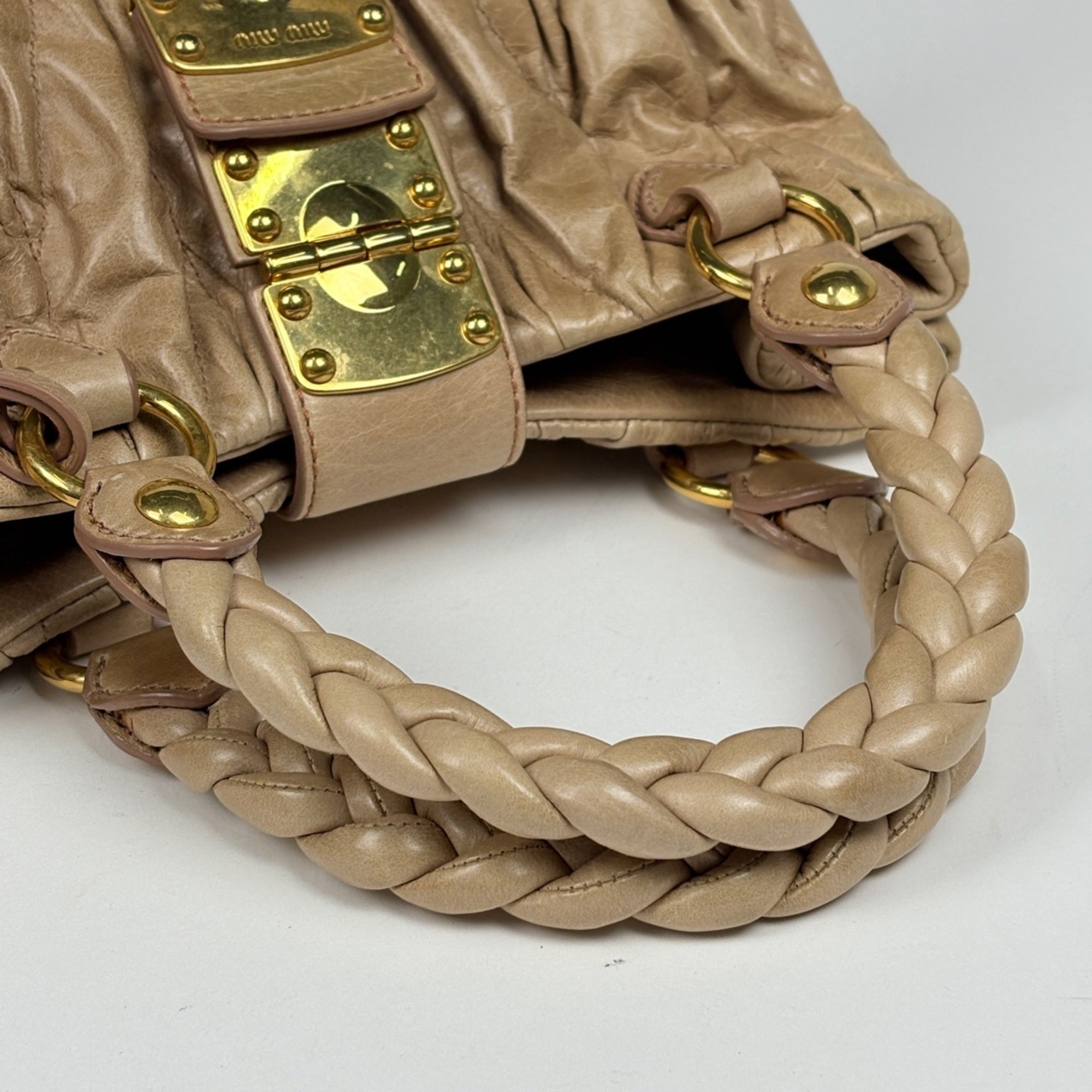 Miu Miu Beige Handbag Shoulder Bag (Pre-Owned)
