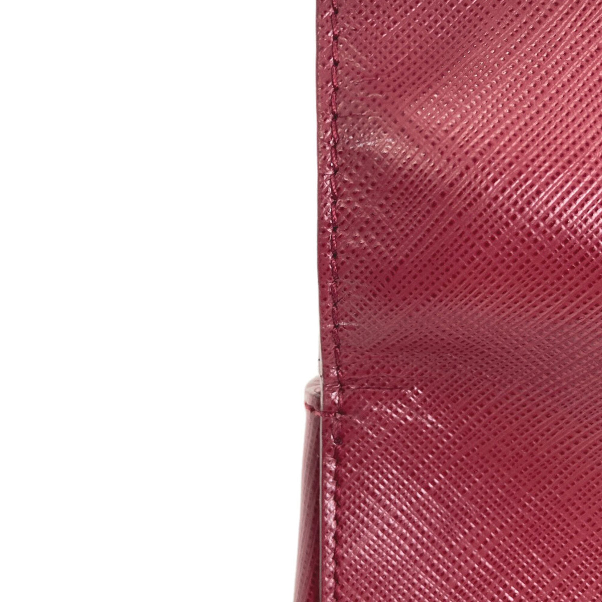 Salvatore Ferragamo Red Color Leather Shoulder Bag (Pre-Owned)