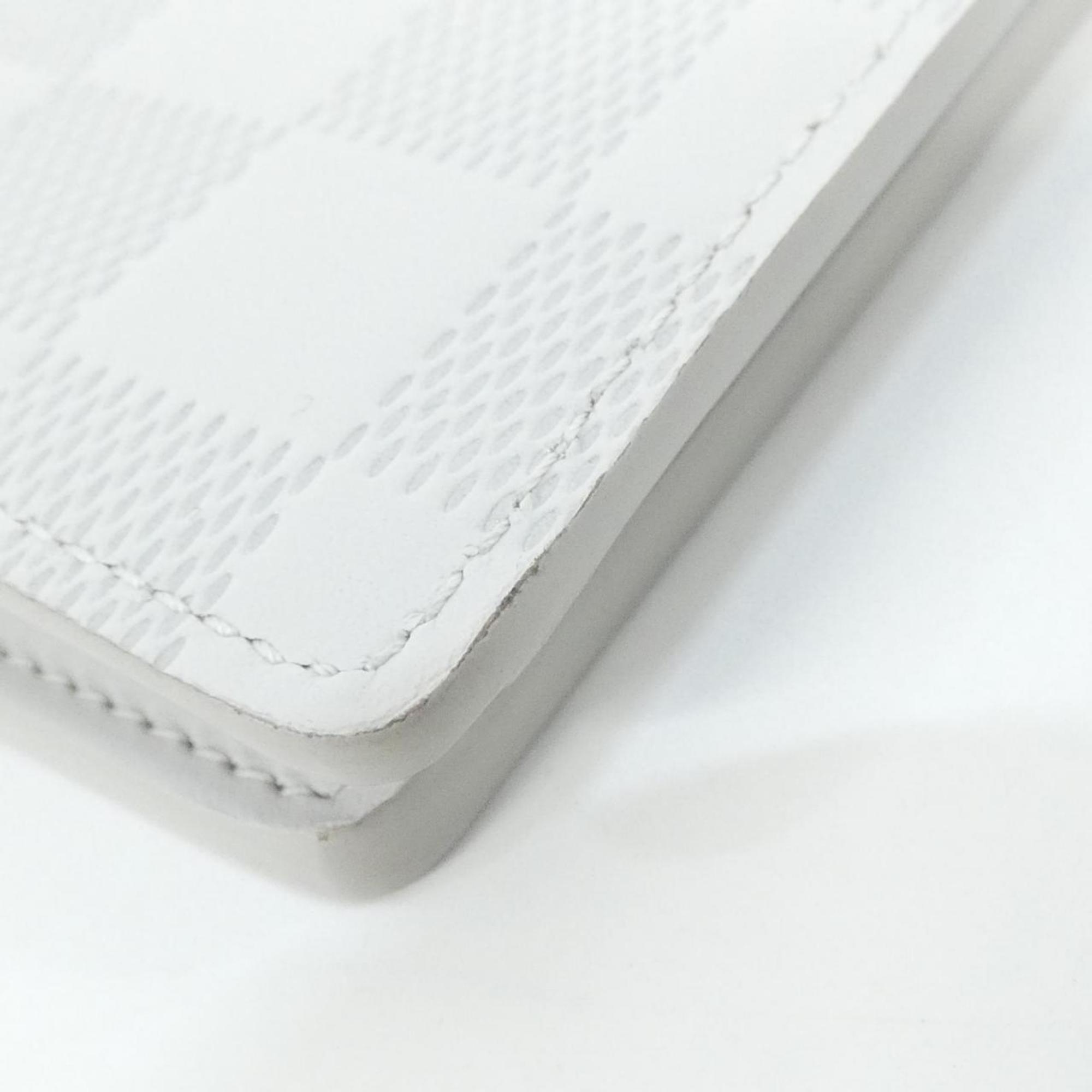 Louis Vuitton White (Pre-Owned)