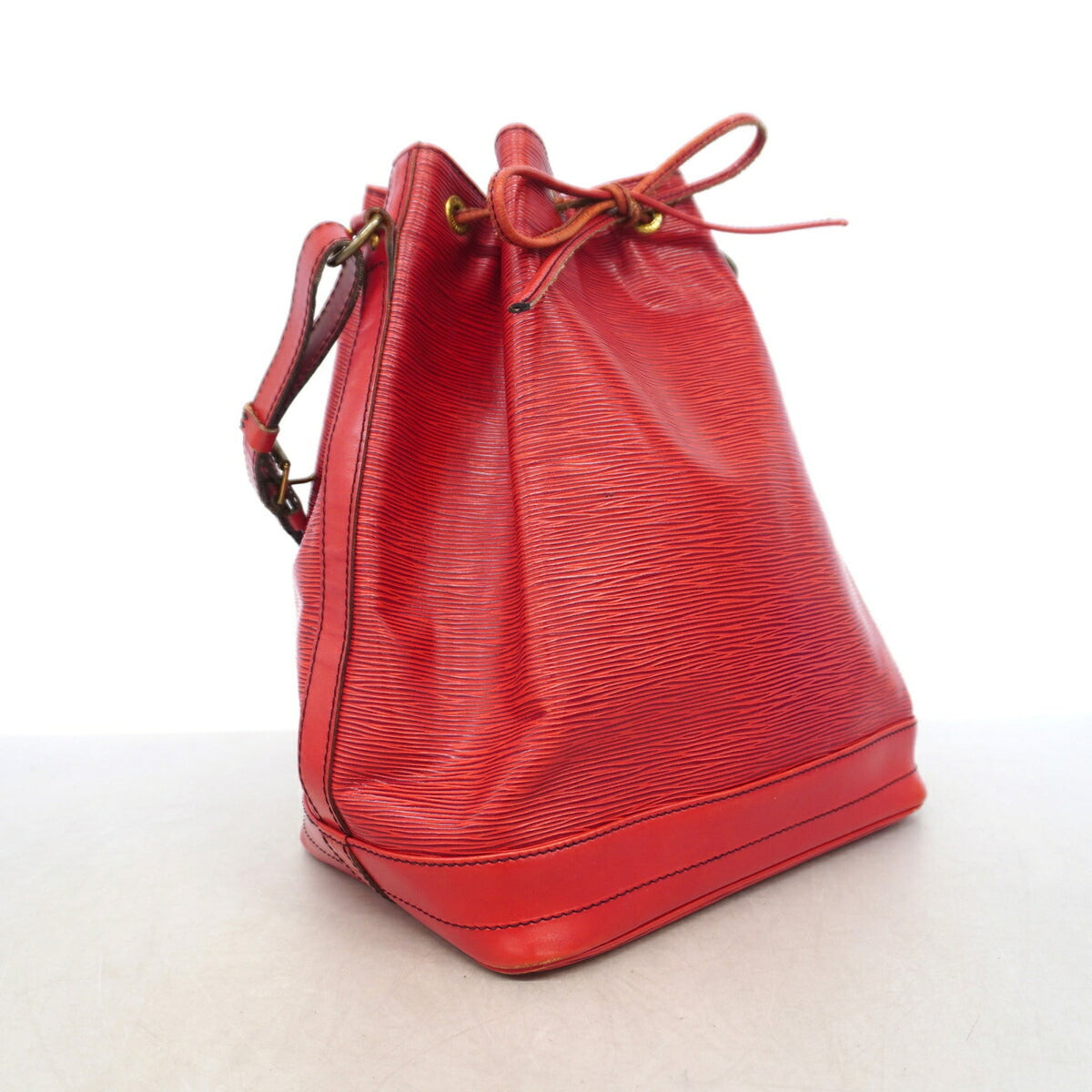 Louis Vuitton Castilian Red Shoulder Bag (Pre-Owned)