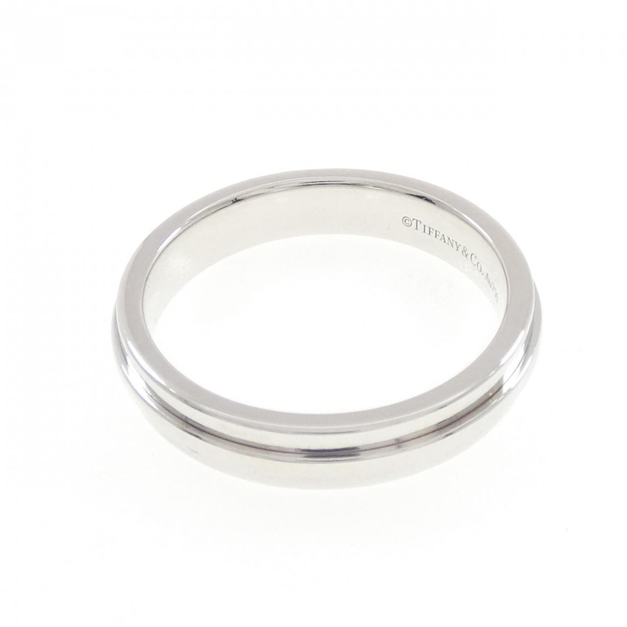 Tiffany White Gold (18K) Band Ring (Pre-Owned)