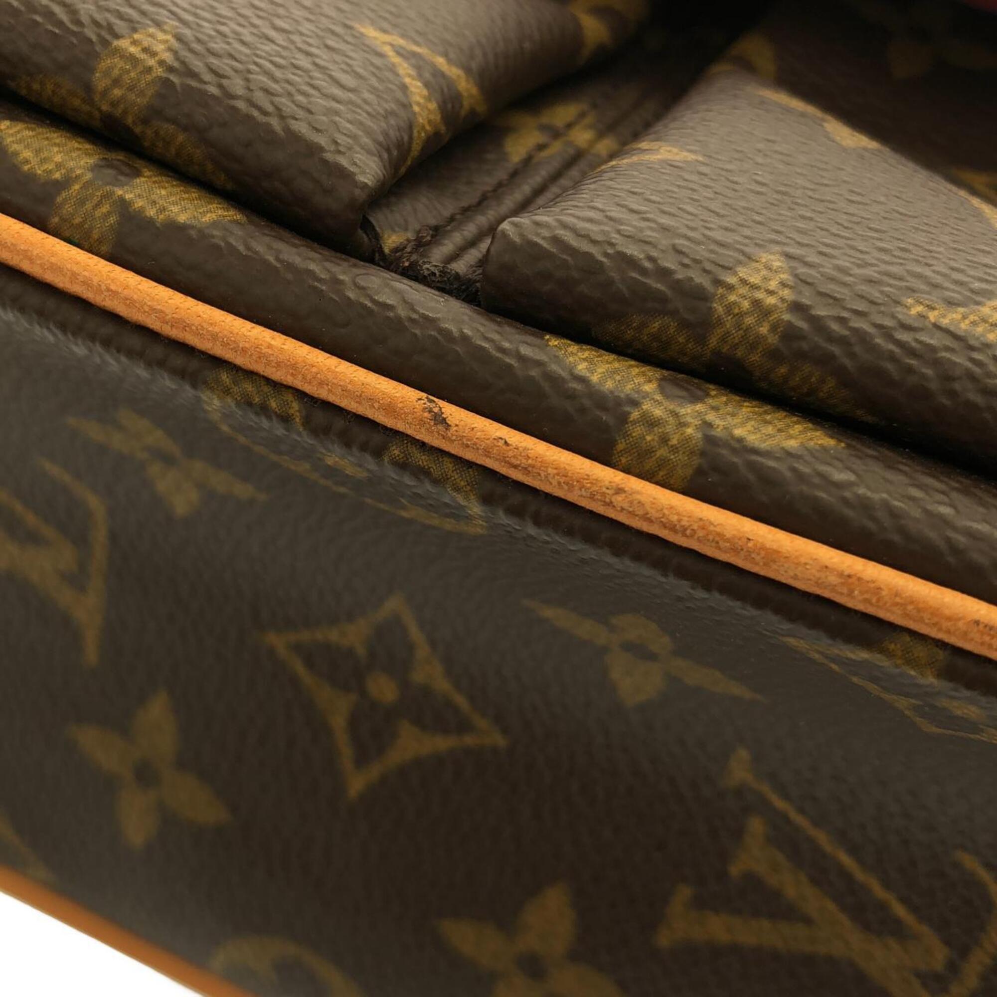 Louis Vuitton Marron Coated Canvas Shoulder Bag (Pre-Owned)