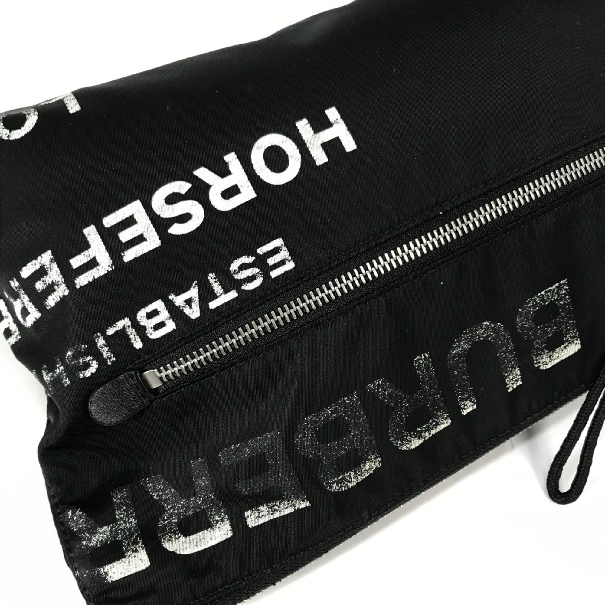 Burberry Black Cloth Clutch Bag (Pre-Owned)