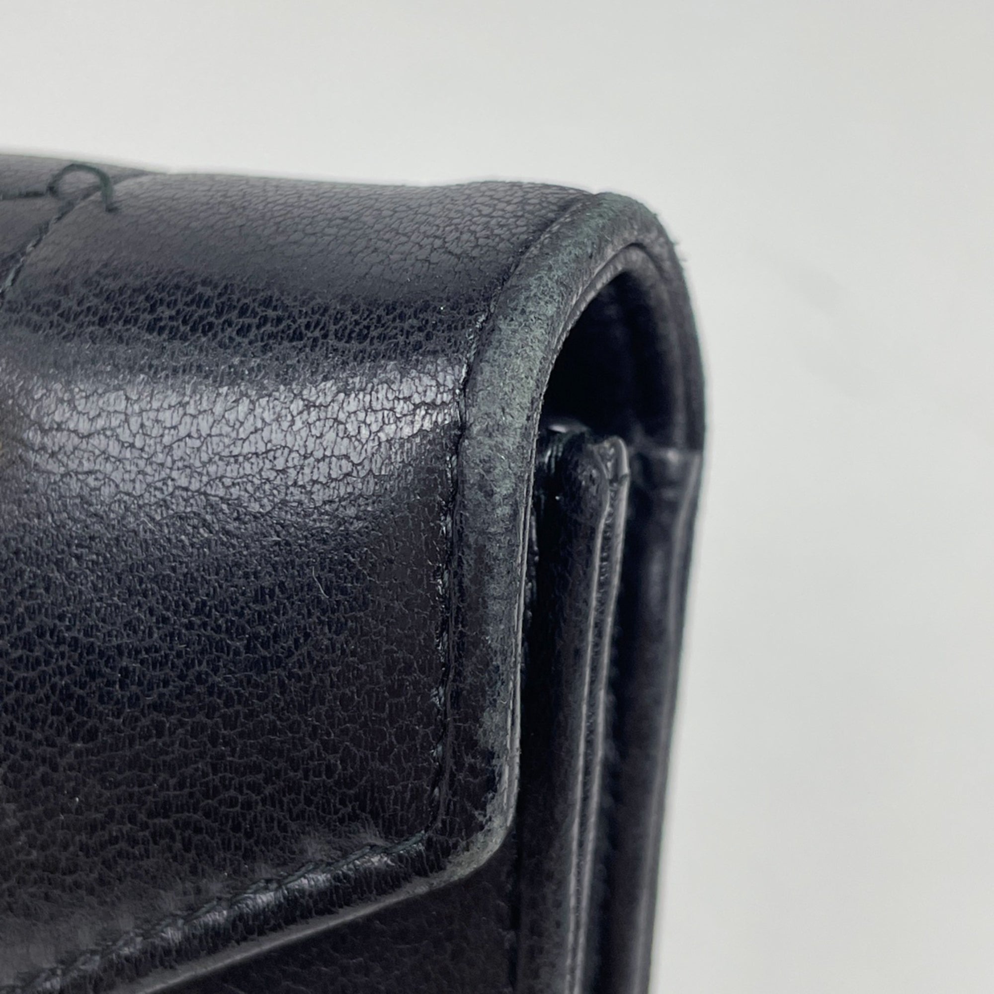Chanel Black Leather Long Wallet (Bi-Fold) (Pre-Owned)