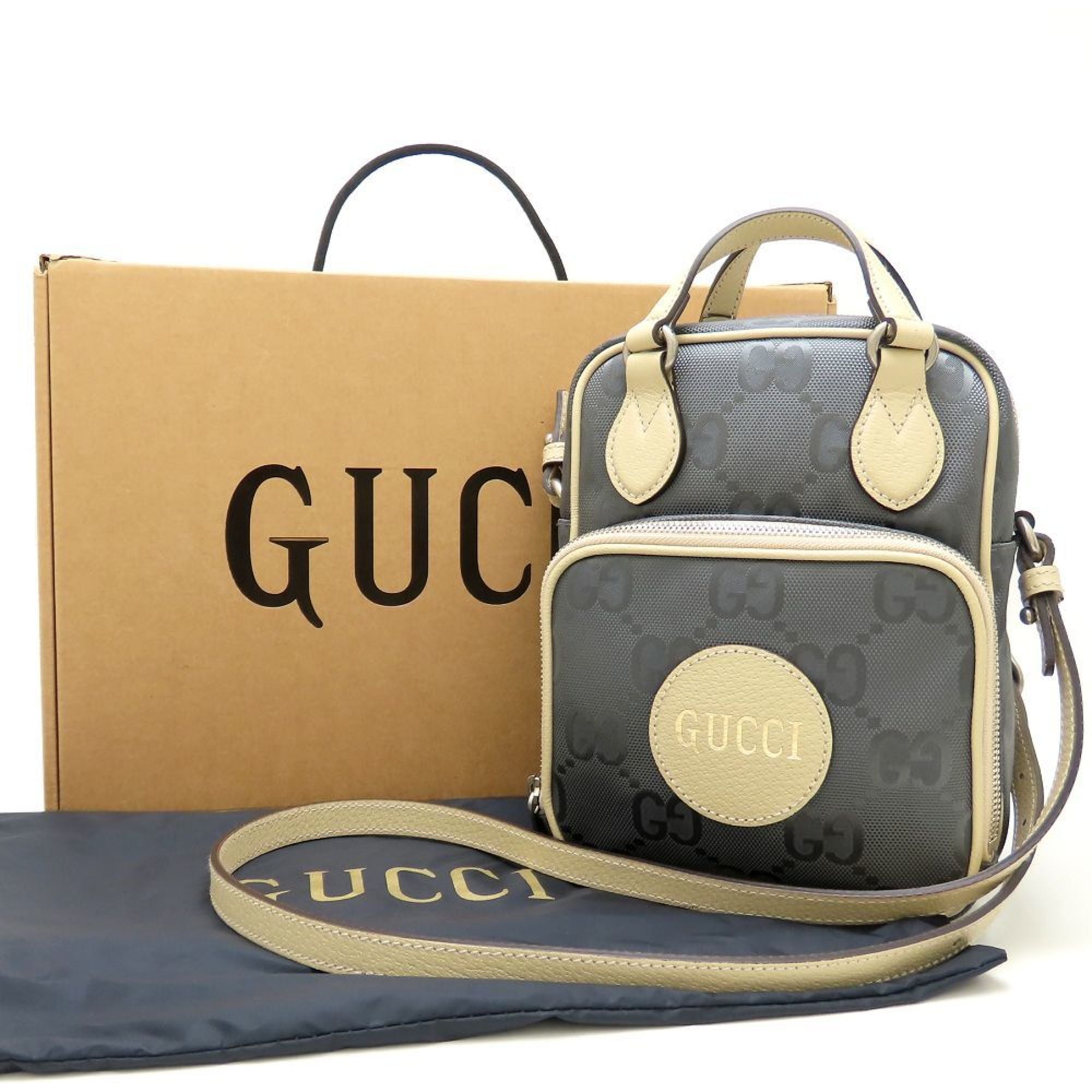 Gucci Beige Gray Nylon Leather Shoulder Bag (Pre-Owned)