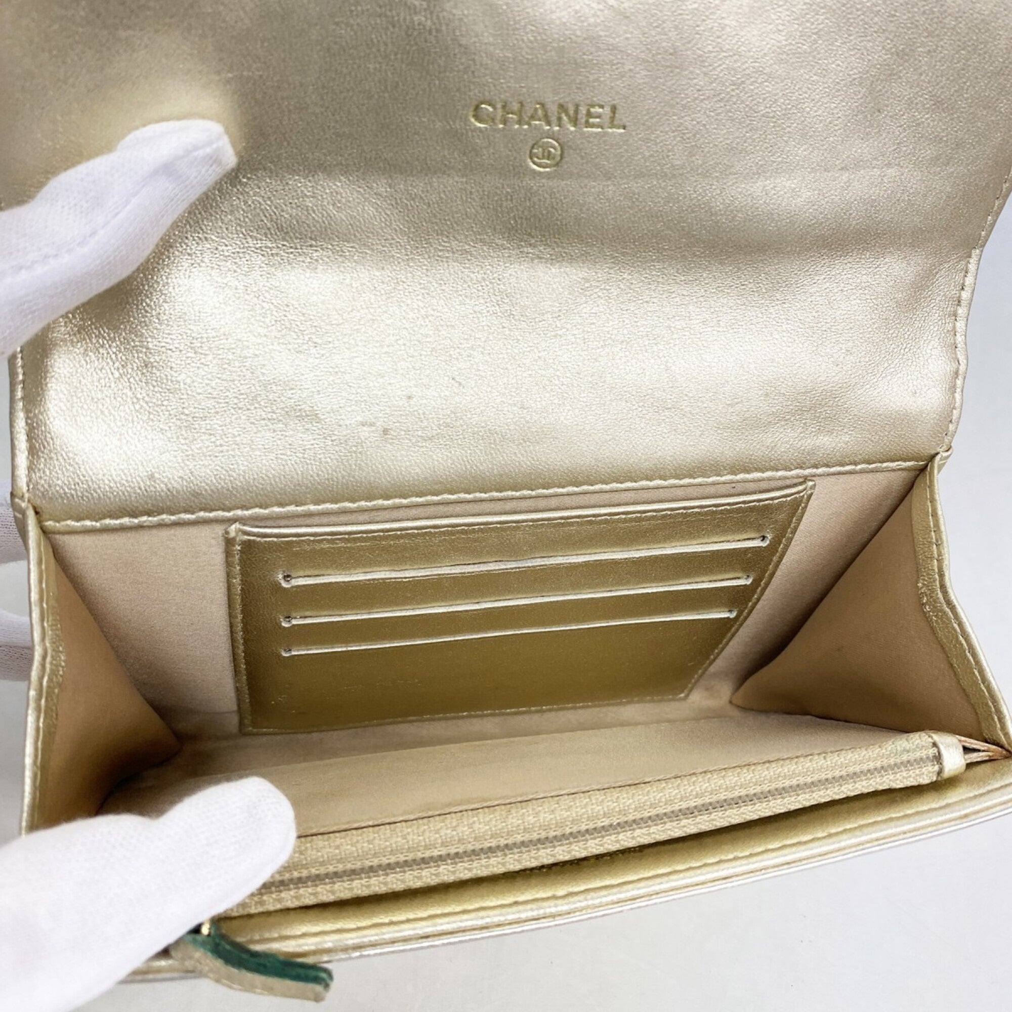 Chanel Champagne Gold Patent Leather Wallet (Bi-Fold) (Pre-Owned)