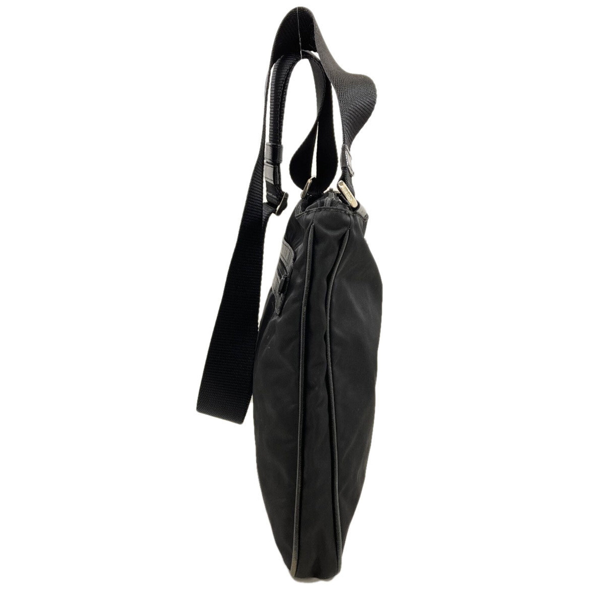 Prada Black Nylon Shoulder Bag (Pre-Owned)