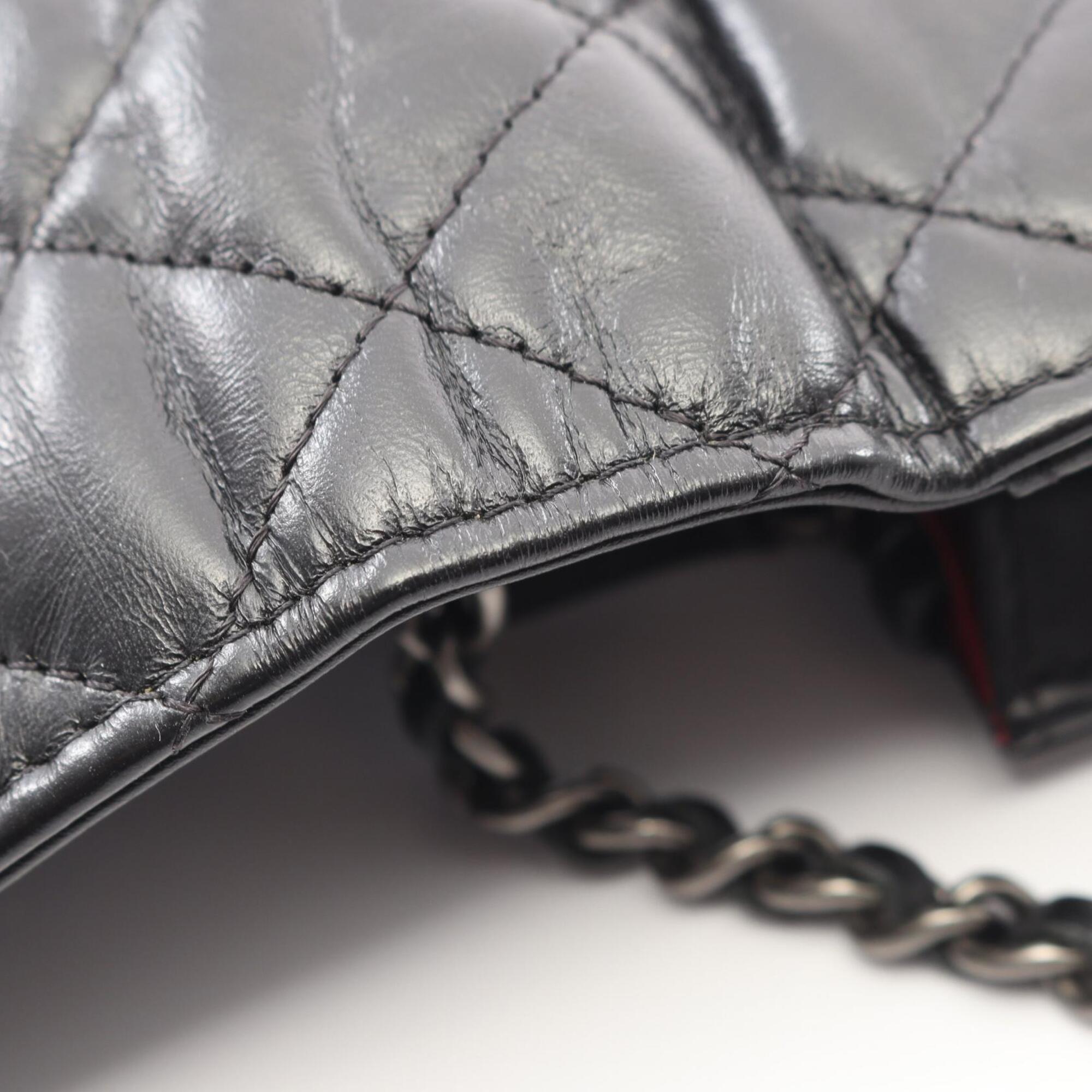 Chanel Black Leather Handbag Shoulder Bag (Pre-Owned)