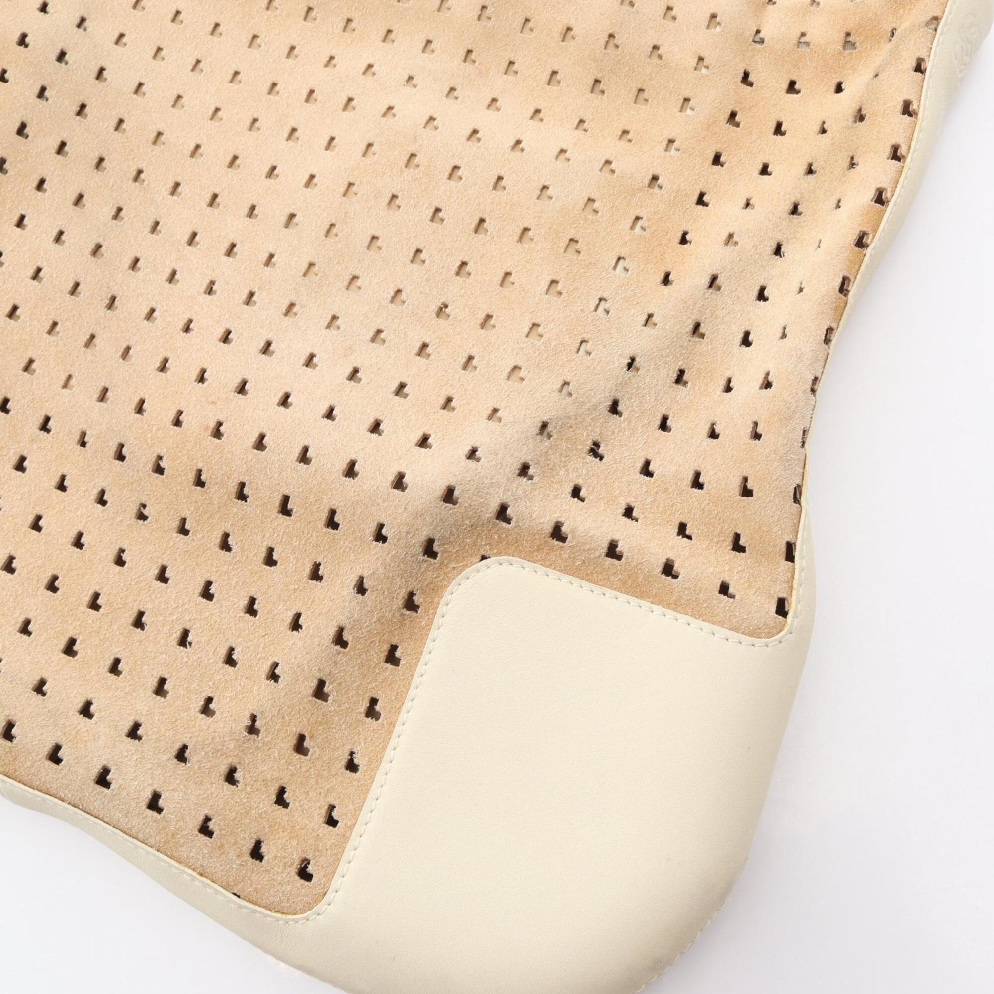 Loewe Beige Ivory Suede Leather Shoulder Bag (Pre-Owned)