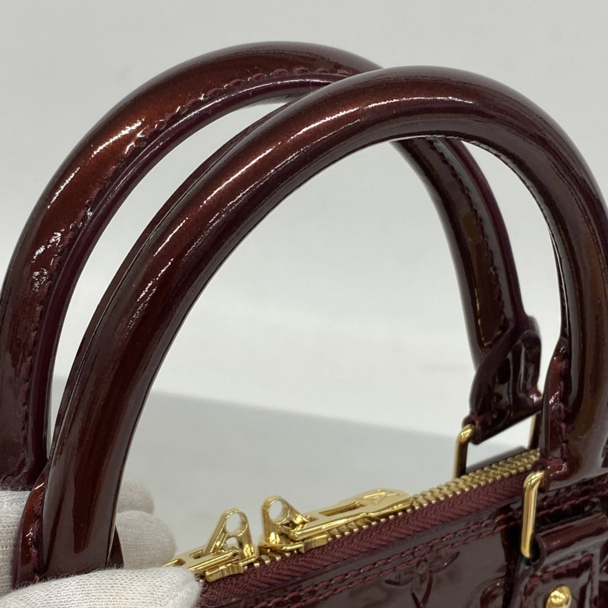 Louis Vuitton Rouge Fauviste Handbag (Pre-Owned)