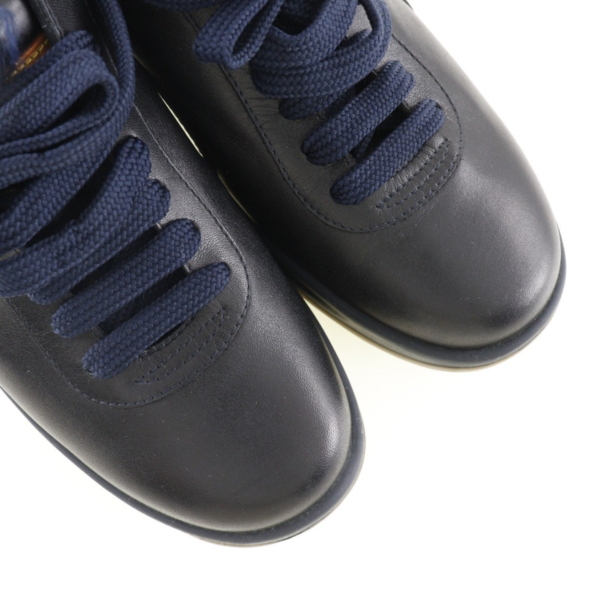 Louis Vuitton Black Sneakers (Pre-Owned)