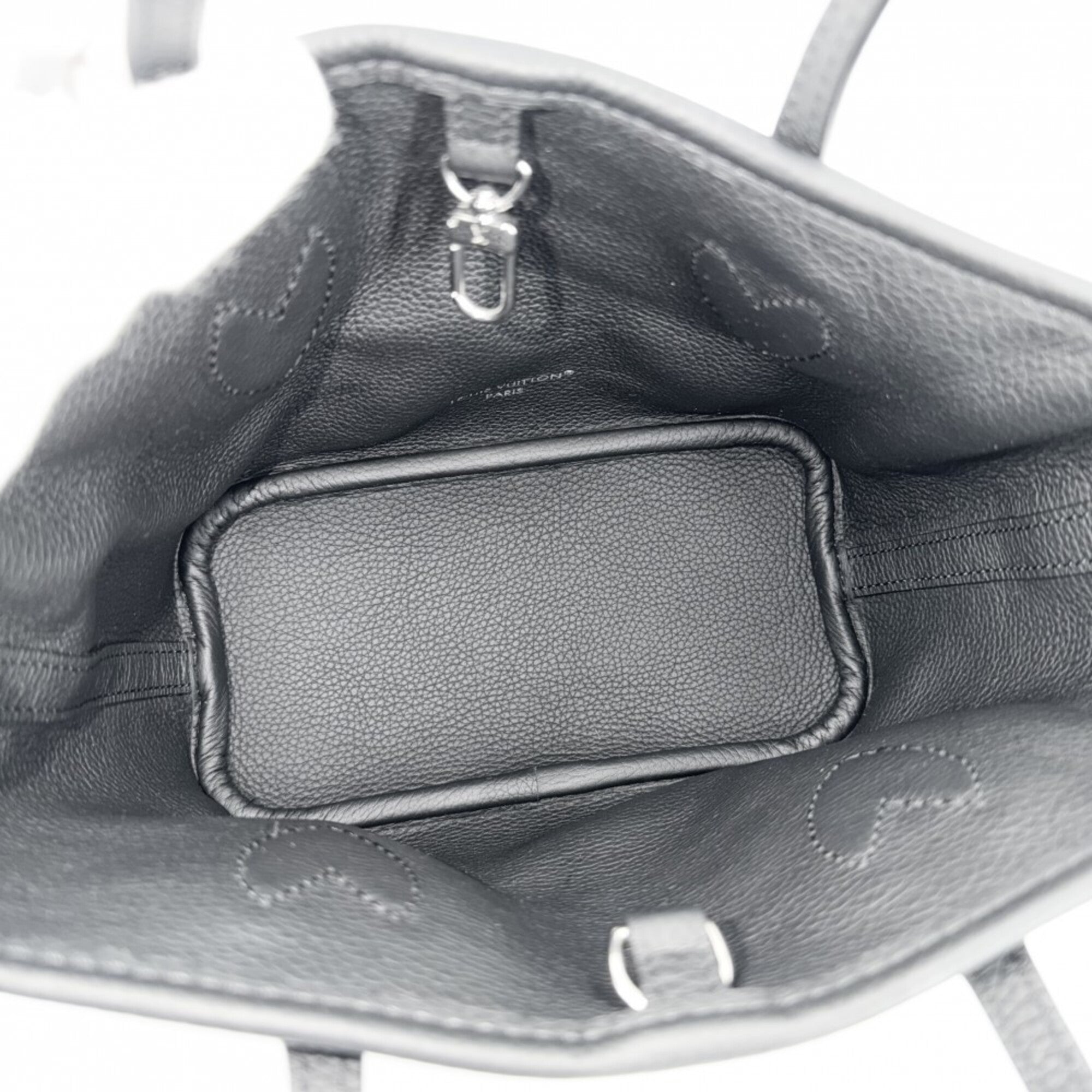 Louis Vuitton Black Monogram Eclipse Handbag Shoulder Bag (Pre-Owned)