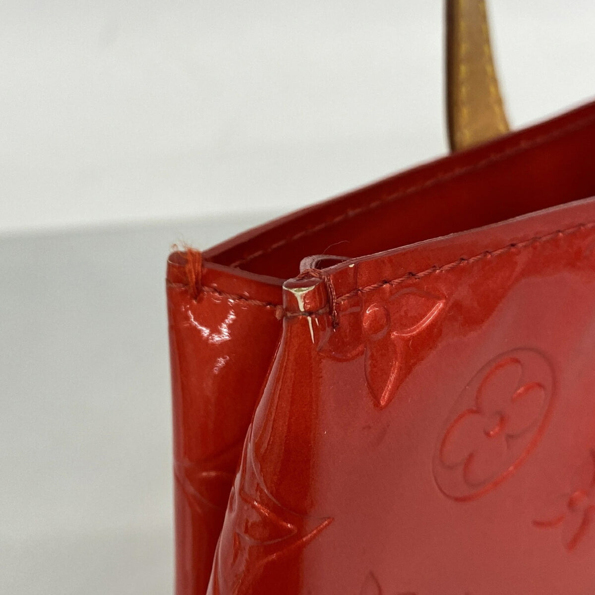 Louis Vuitton Rouge Handbag (Pre-Owned)