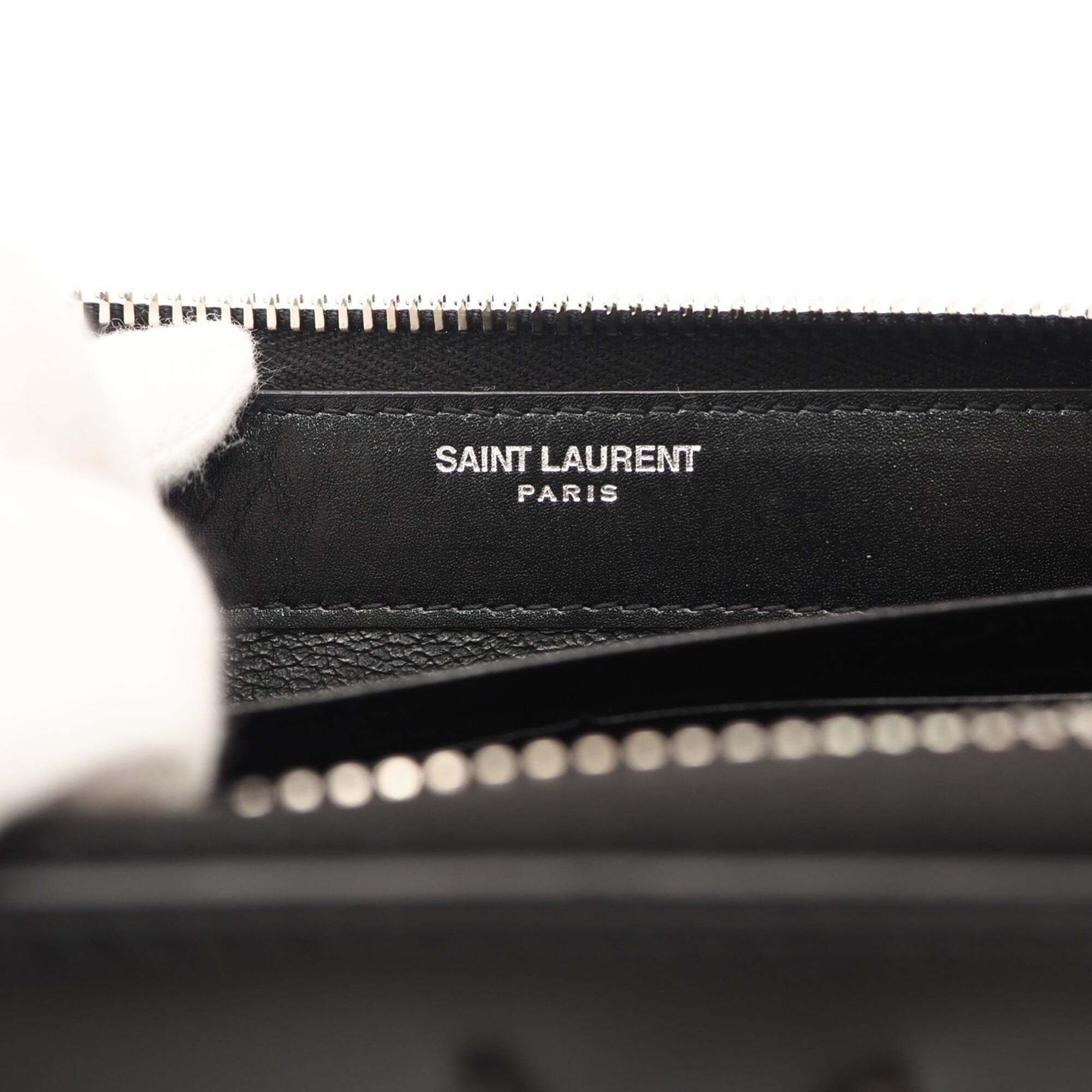 Yves Saint Laurent Black Leather Long Wallet (Bi-Fold) (Pre-Owned)