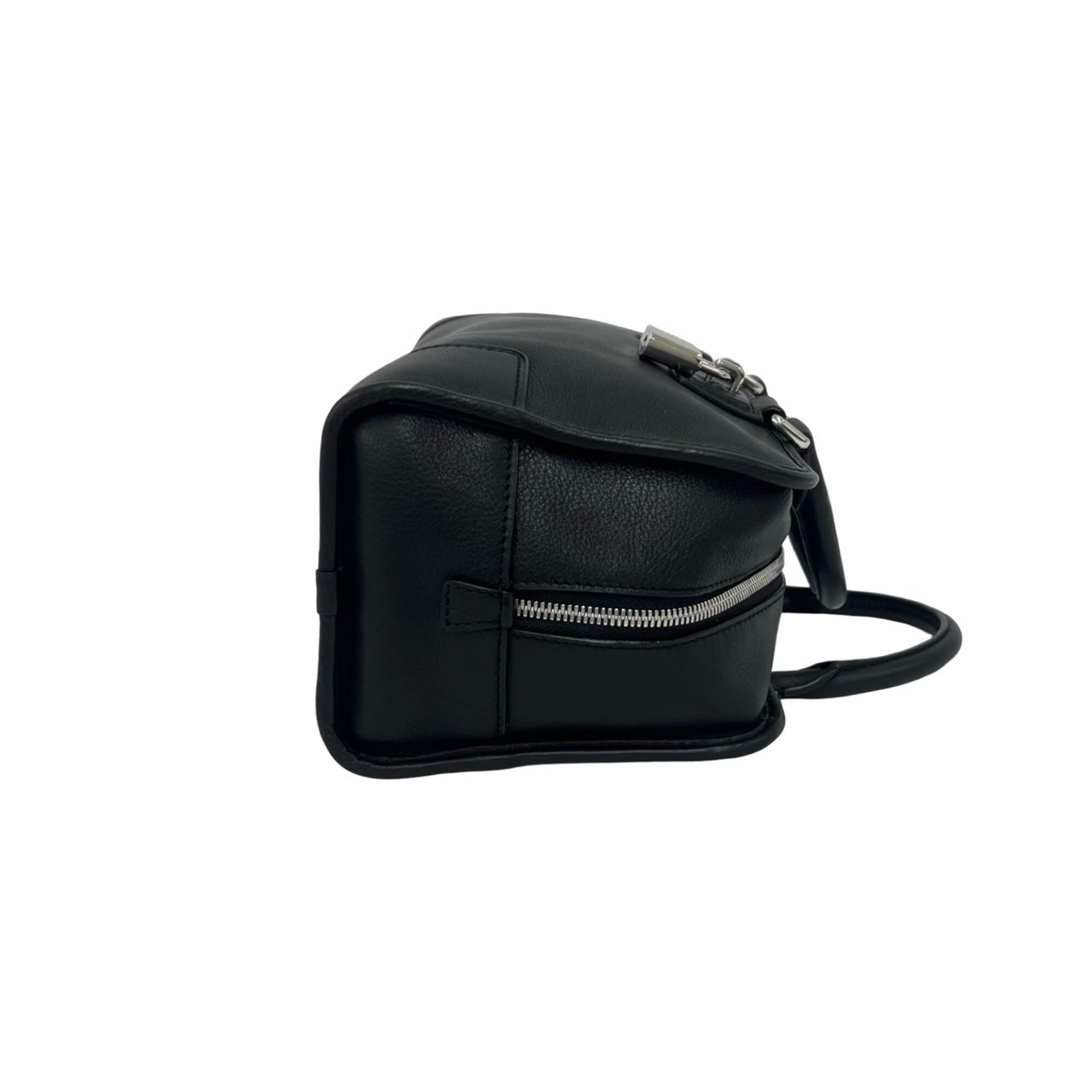 Loewe Black Leather Boston Bag Handbag (Pre-Owned)