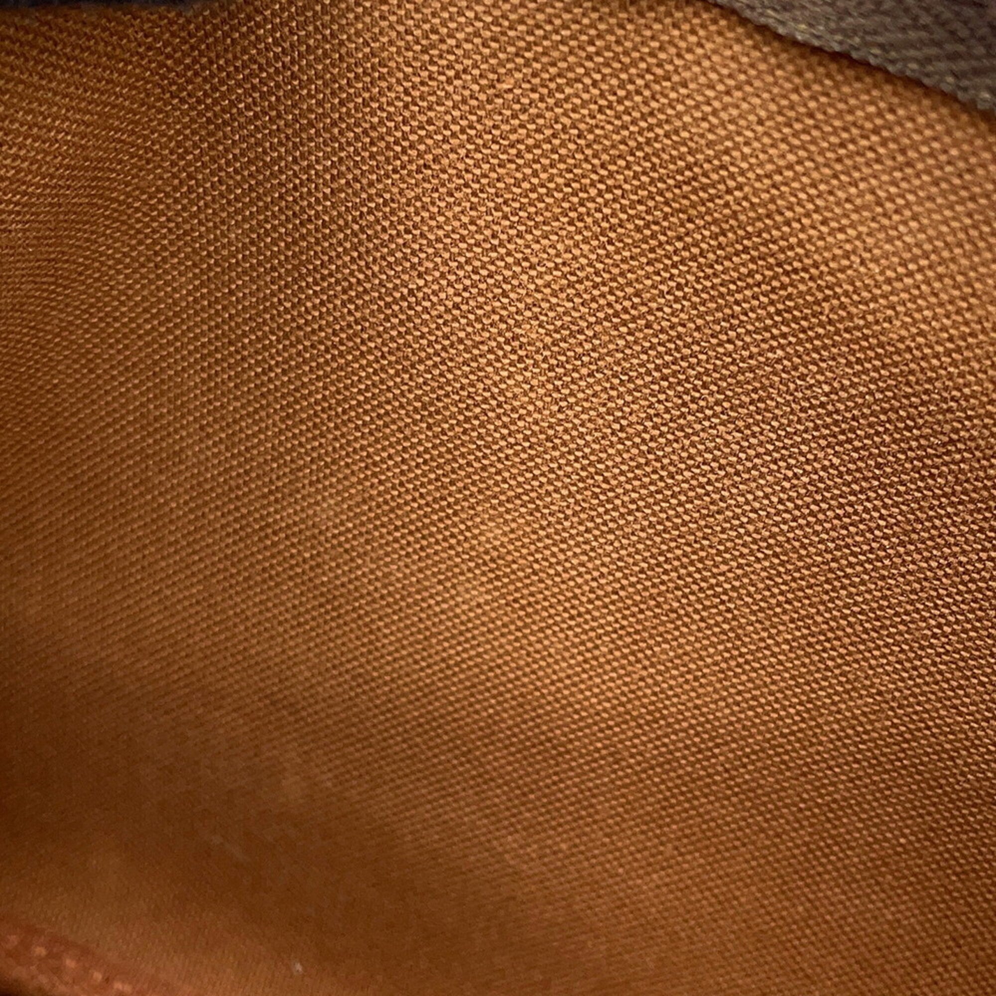 Louis Vuitton Monogram Monogram Monogram Handbag Pochette Shoulder Bag (Pre-Owned)