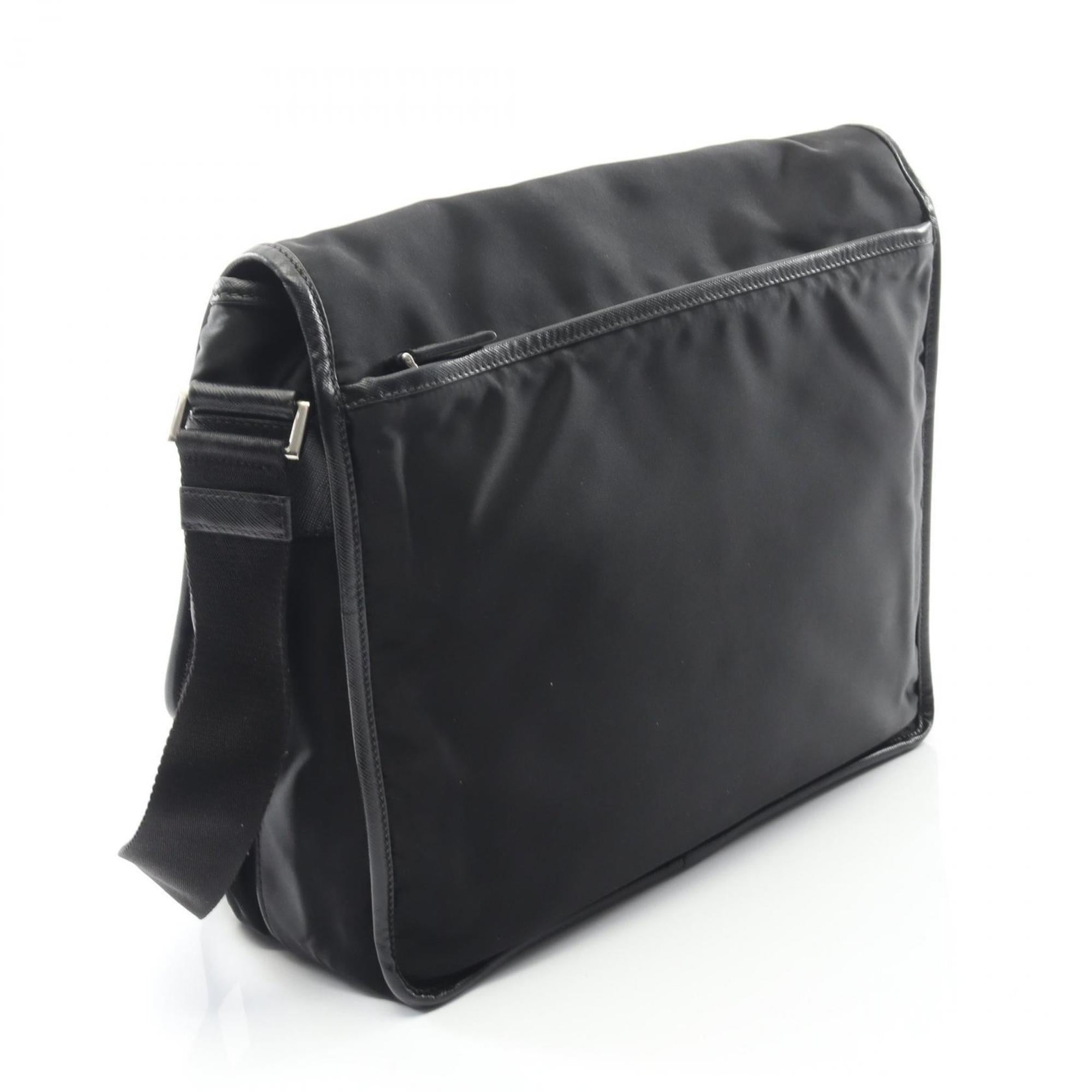 Prada Black Nylon Saffiano Triangle Shoulder Bag (Pre-Owned)