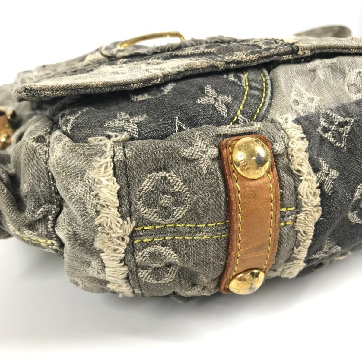Louis Vuitton Black Gray Monogram Denim Shoulder Bag (Pre-Owned)