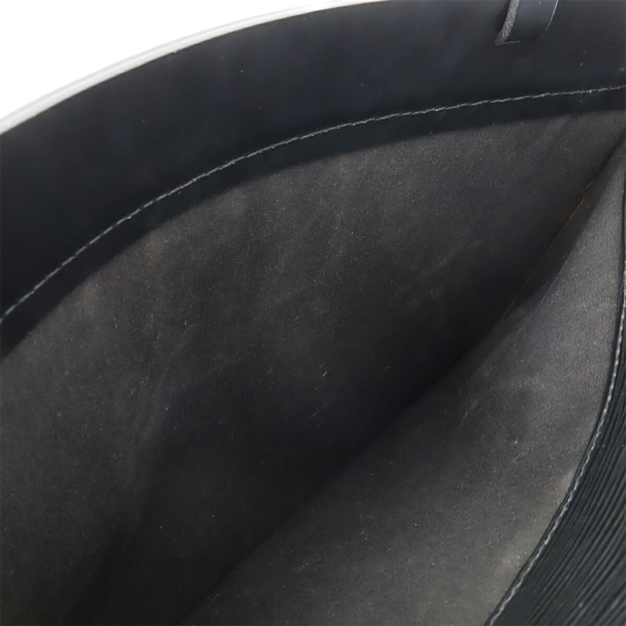 Louis Vuitton Epi Black Noir Epi Leather Shoulder Bag Tote Bag (Pre-Owned)