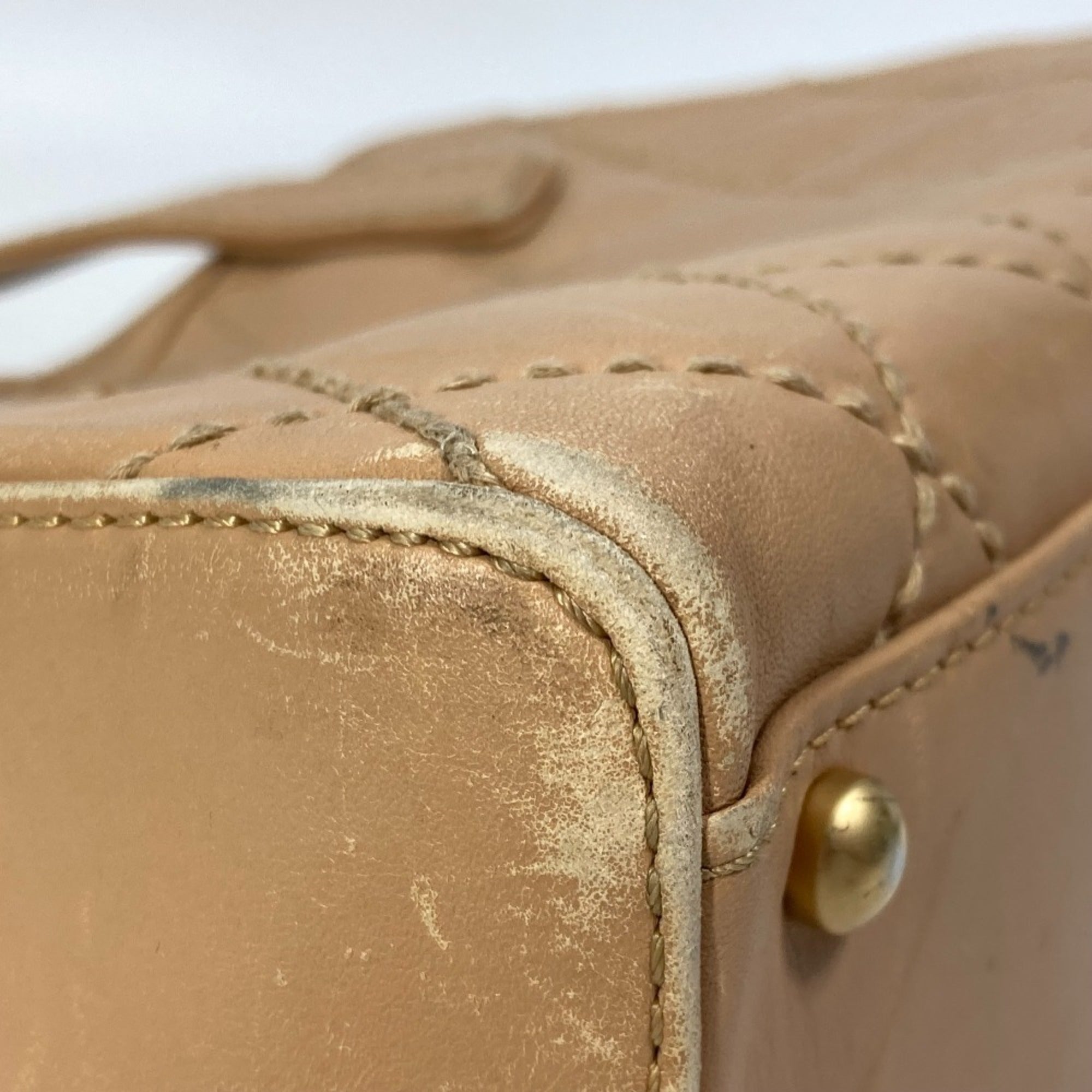 Chanel Wild Stitch Beige Leather Handbag (Pre-Owned)