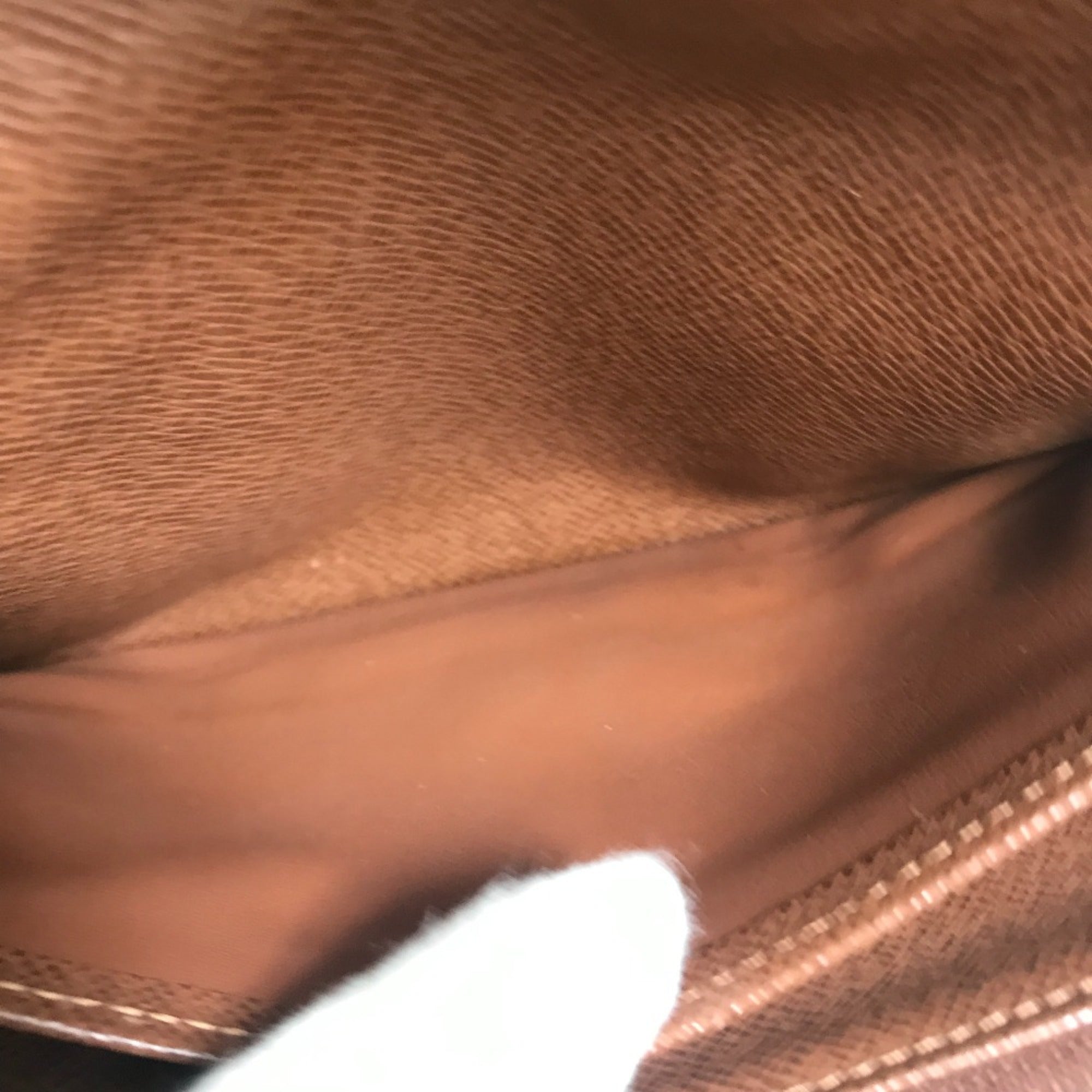 Louis Vuitton Brown Other Long Wallet (Bi-Fold) (Pre-Owned)
