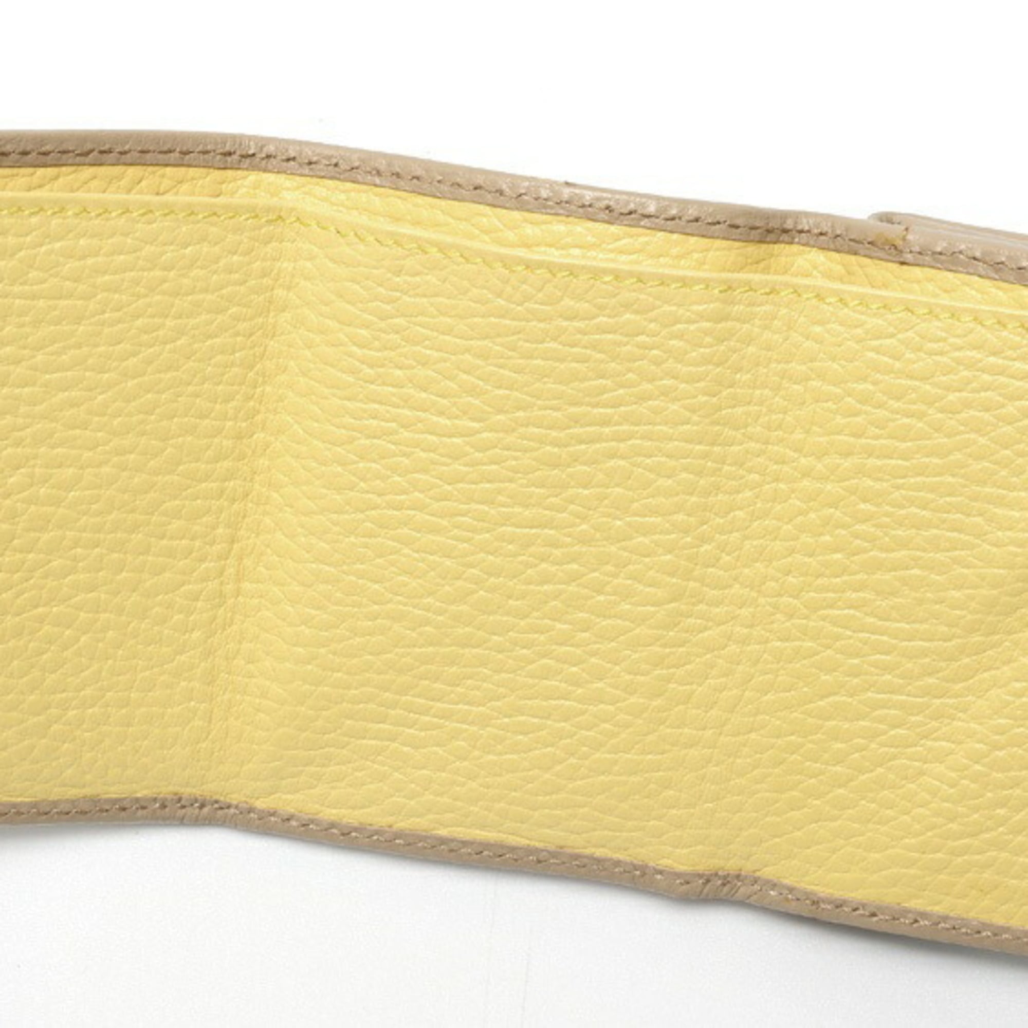 Gucci Beige Yellow Leather Wallet (Tri-Fold) (Pre-Owned)