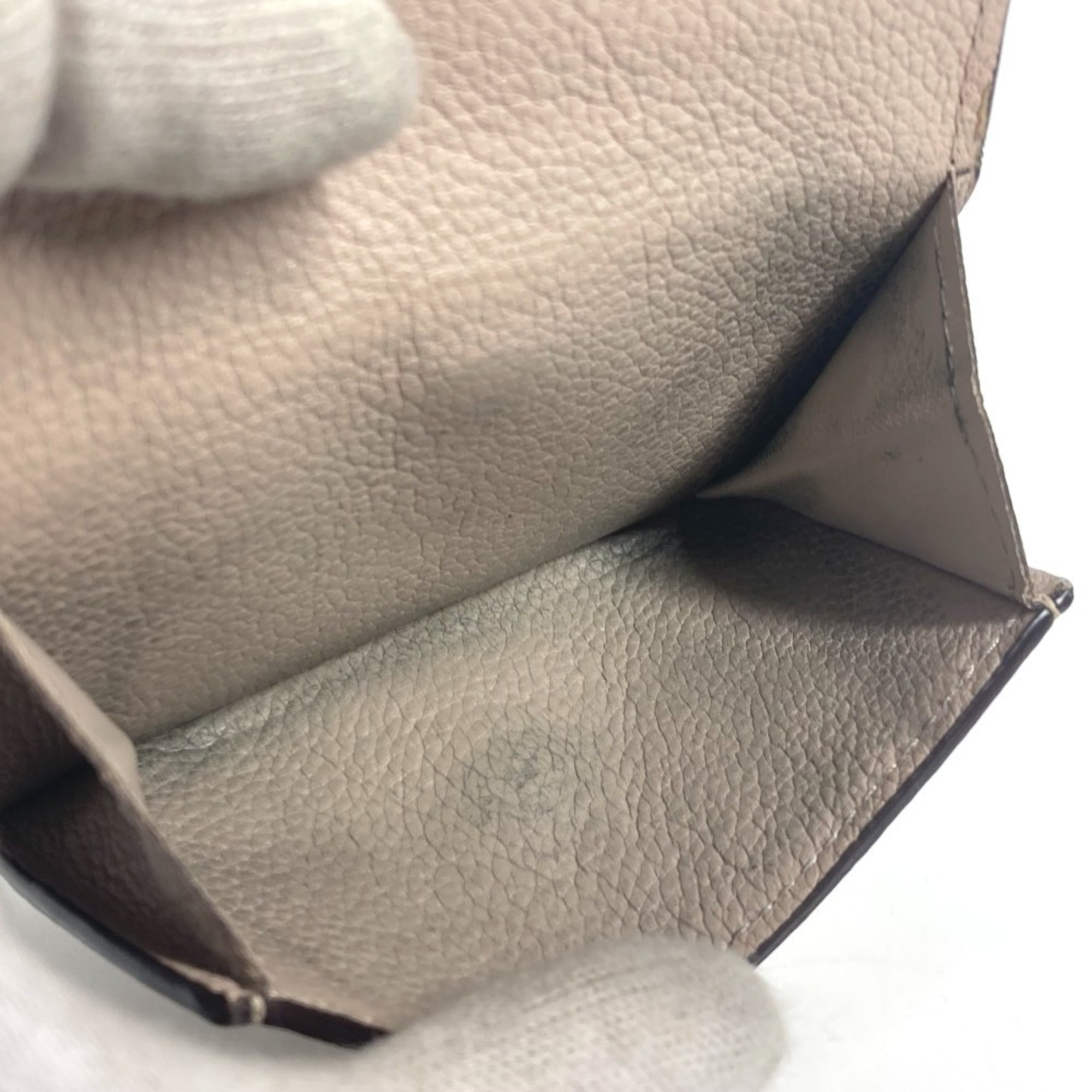 Louis Vuitton Beige Grayish Leather Wallet (Tri-Fold) (Pre-Owned)