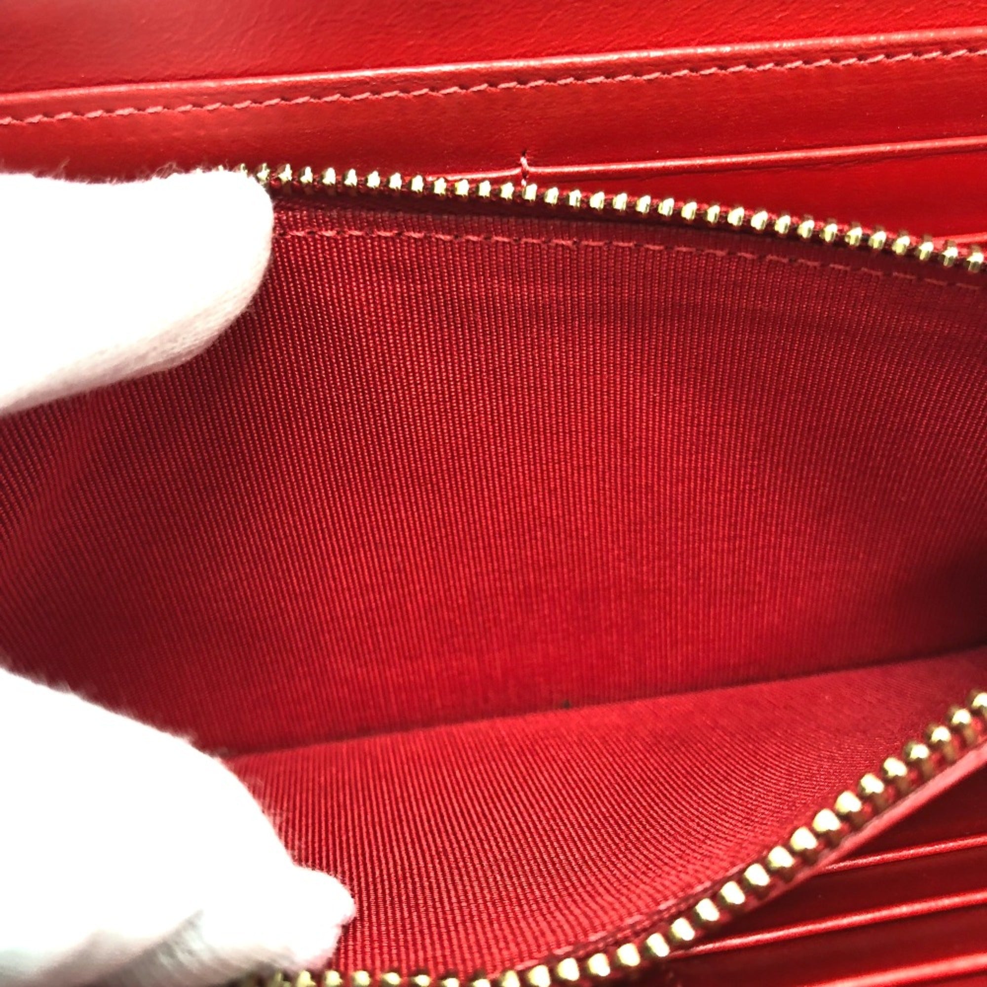 Christian Louboutin Black Leather Long Wallet (Bi-Fold) (Pre-Owned)