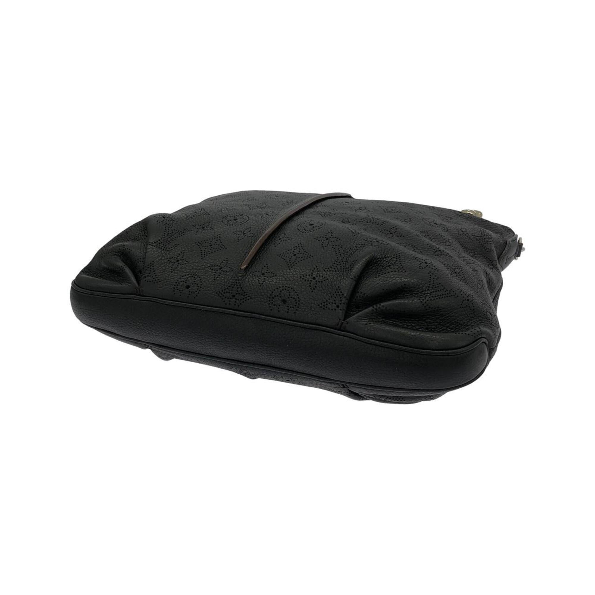 Louis Vuitton Black Leather Shoulder Bag (Pre-Owned)