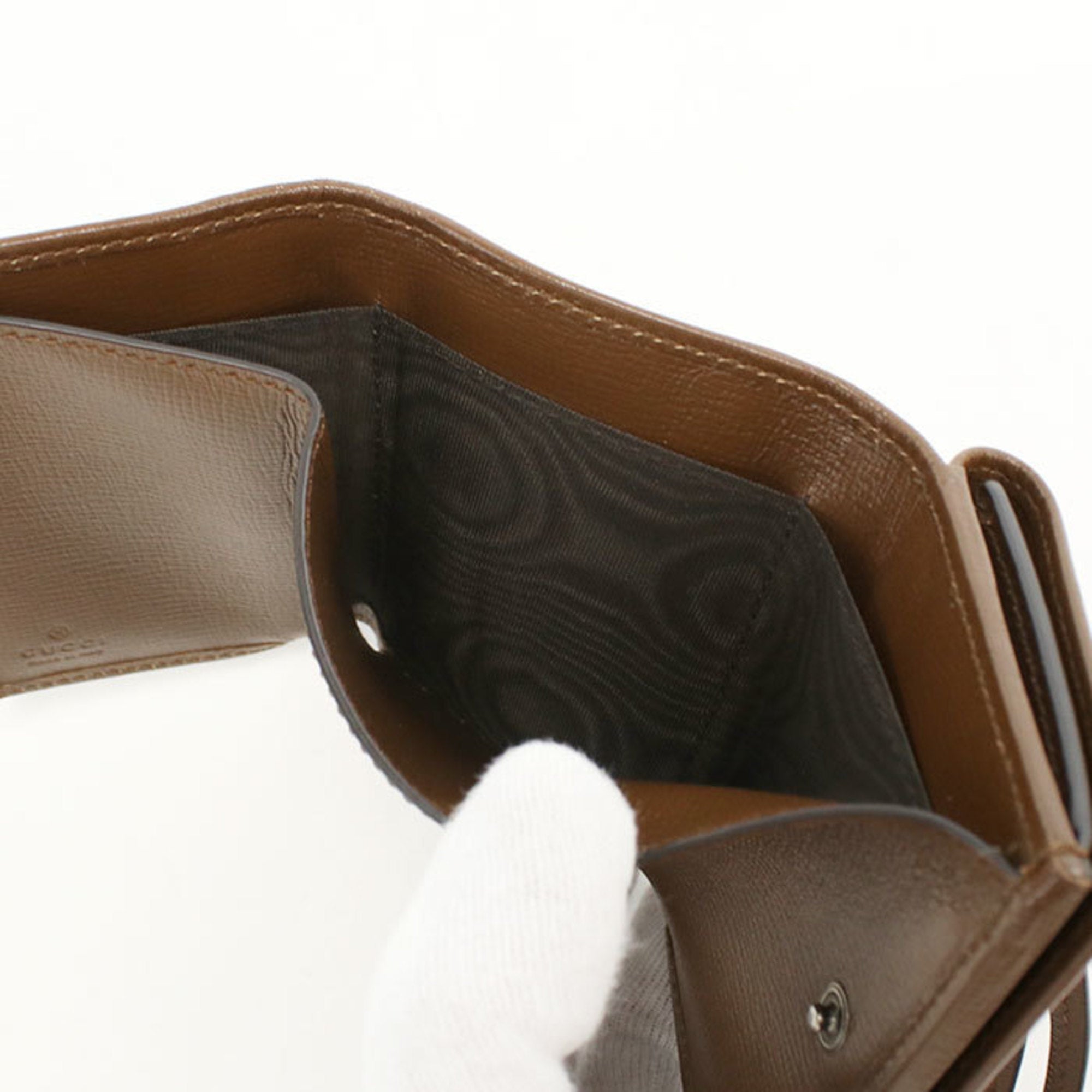 Gucci Beige Gg Canvas Wallet (Tri-Fold) (Pre-Owned)