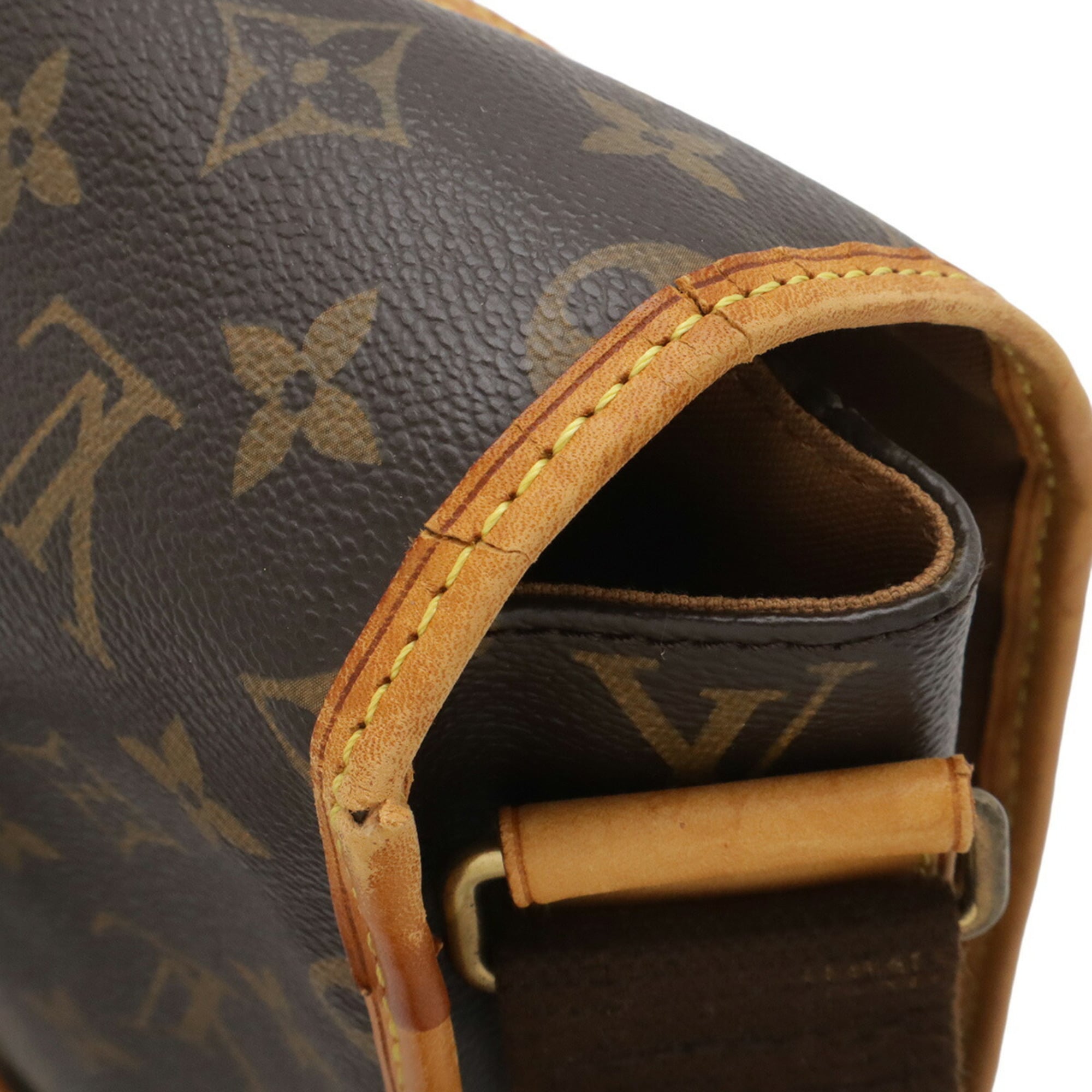 Louis Vuitton Brown Monogram Handbag Shoulder Bag (Pre-Owned)