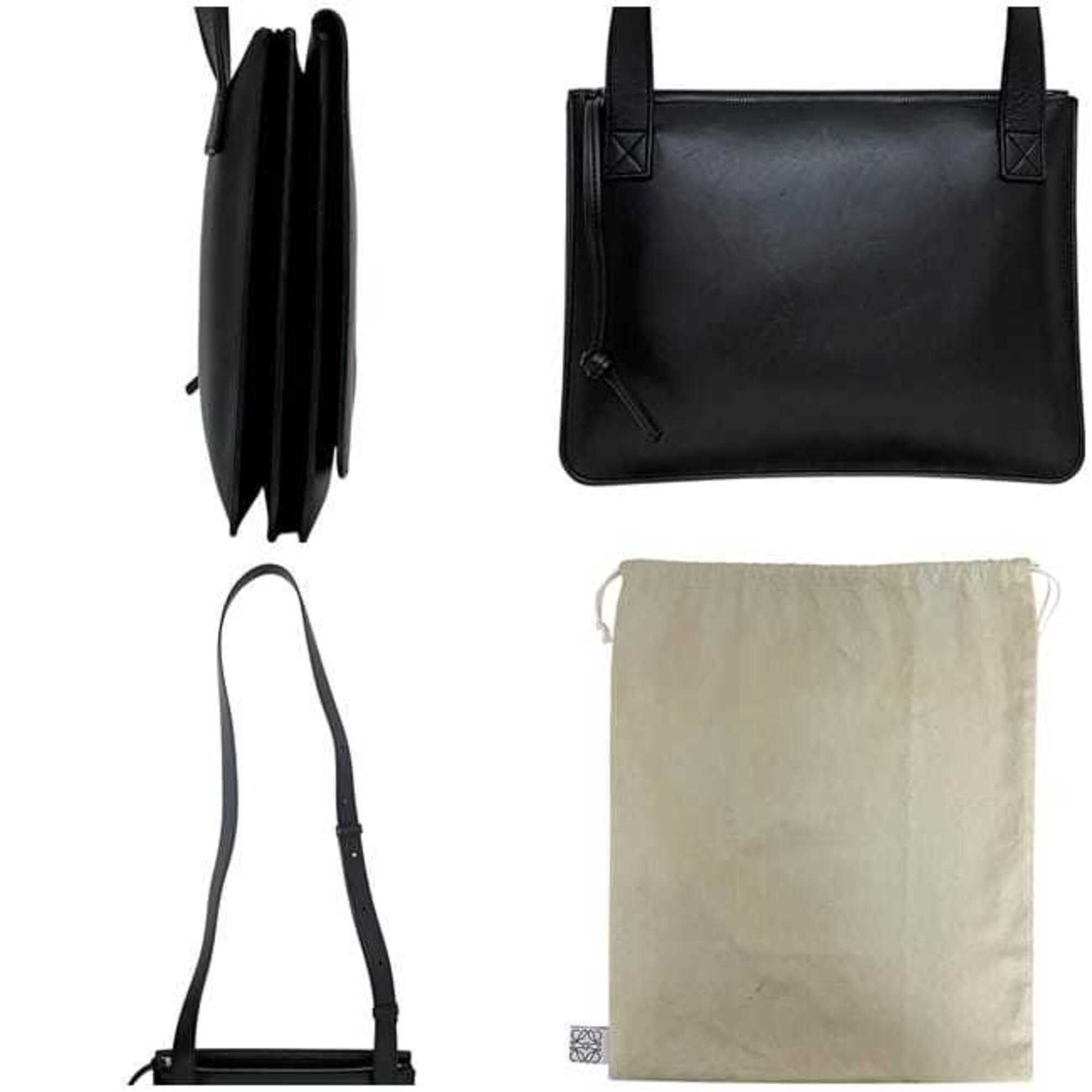 Loewe Black Leather Shoulder Bag (Pre-Owned)