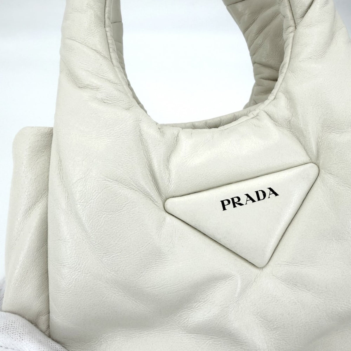 Prada White Leather Handbag (Pre-Owned)