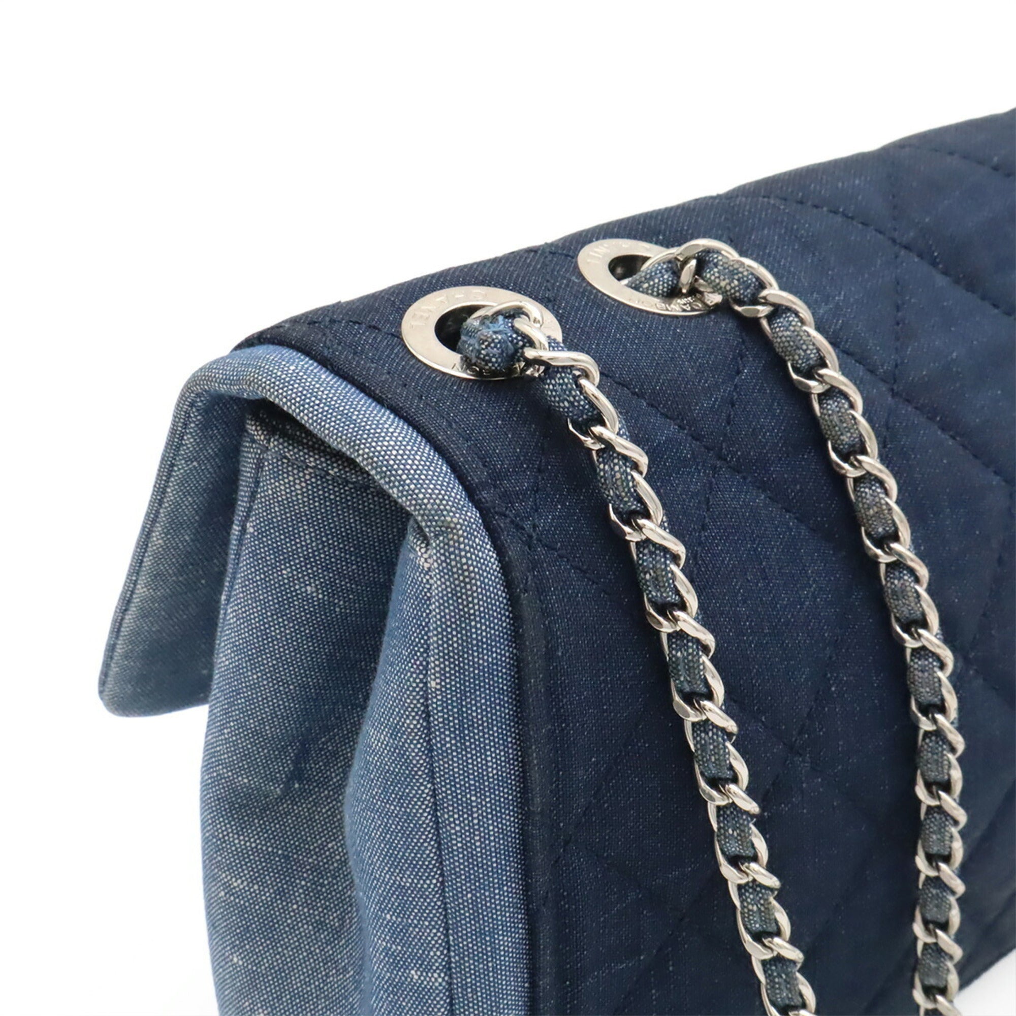 Chanel Blue Denim Shoulder Bag (Pre-Owned)