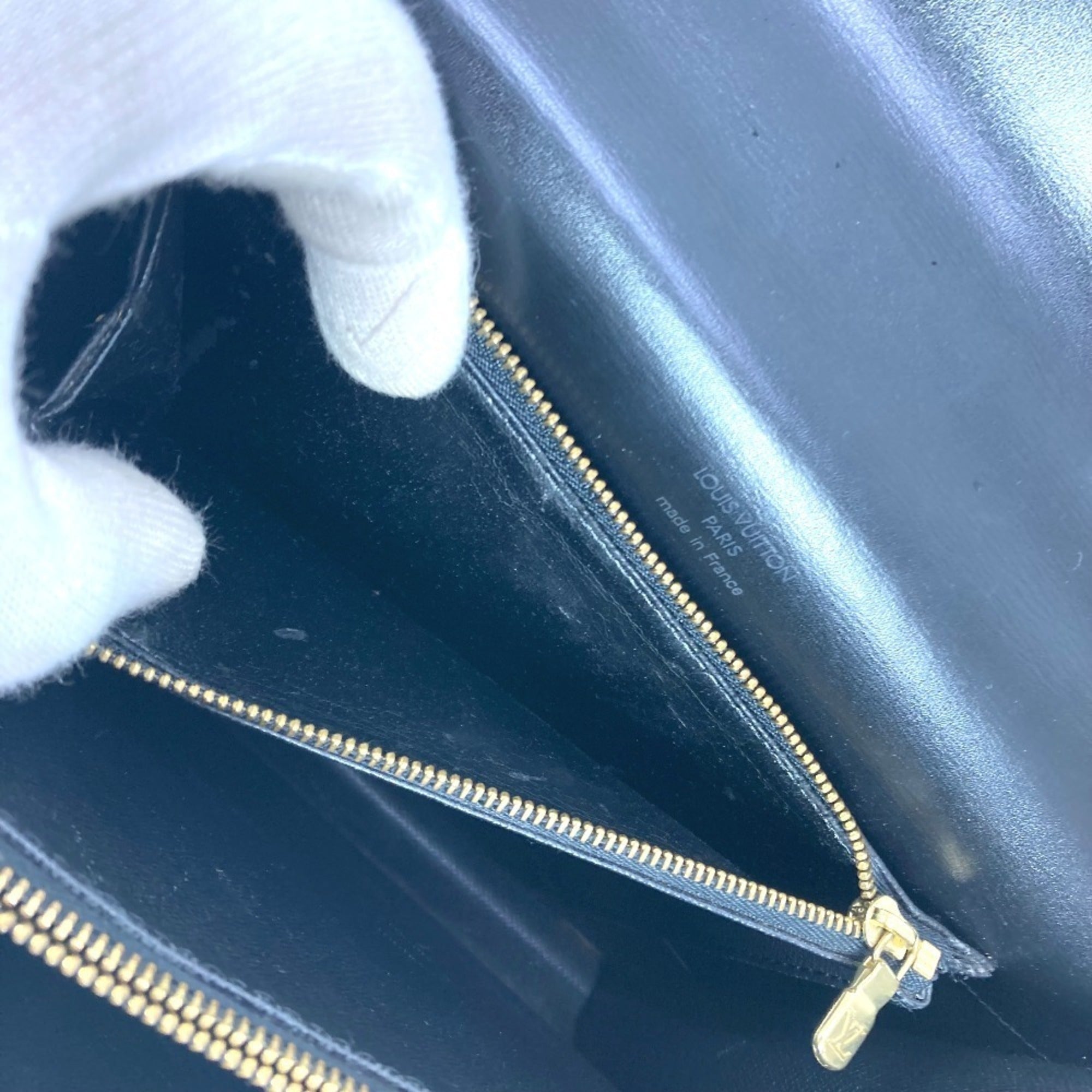 Louis Vuitton Black Noir Epi Leather Handbag (Pre-Owned)