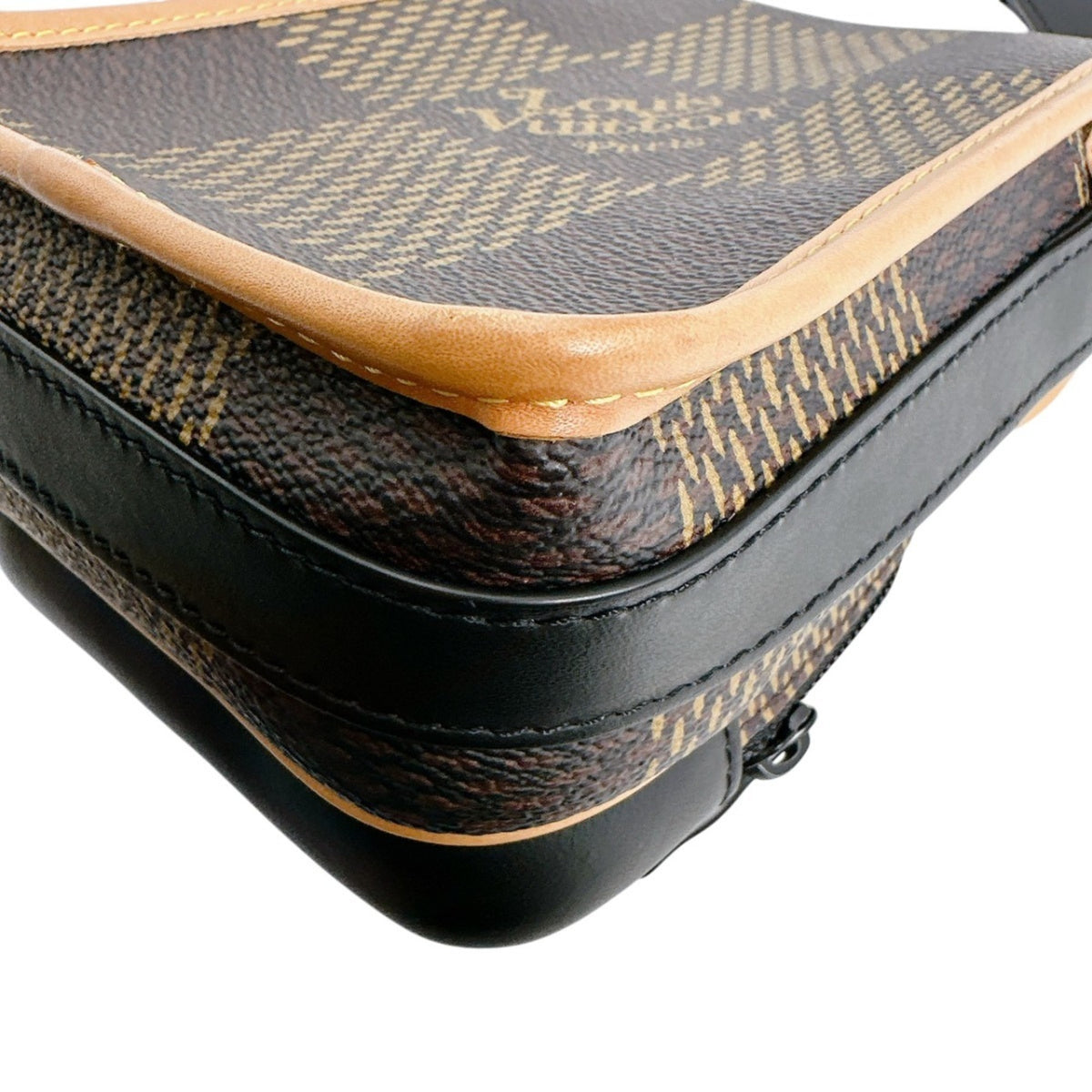 Louis Vuitton Brown Damier Canvas Messenger Bag (Pre-Owned)