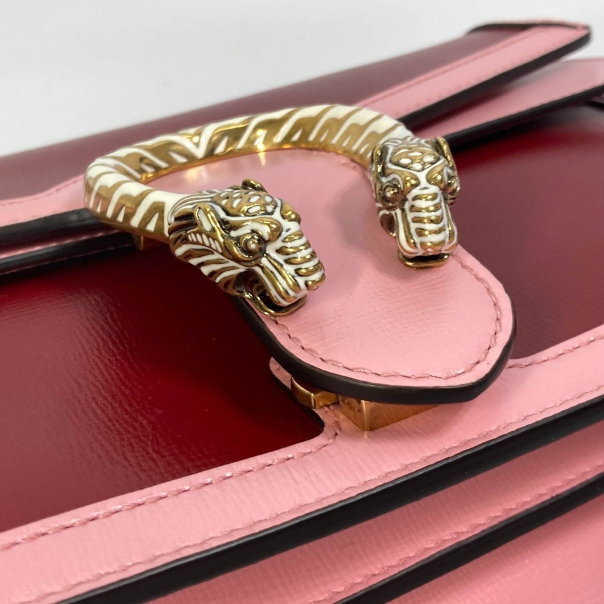 Gucci Pink Red Color Leather Shoulder Bag (Pre-Owned)