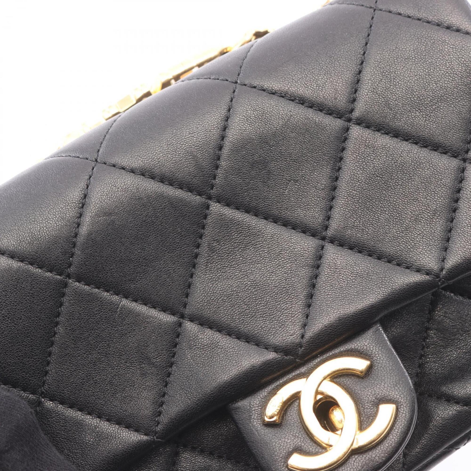 Chanel Black Leather Handbag Shoulder Bag (Pre-Owned)